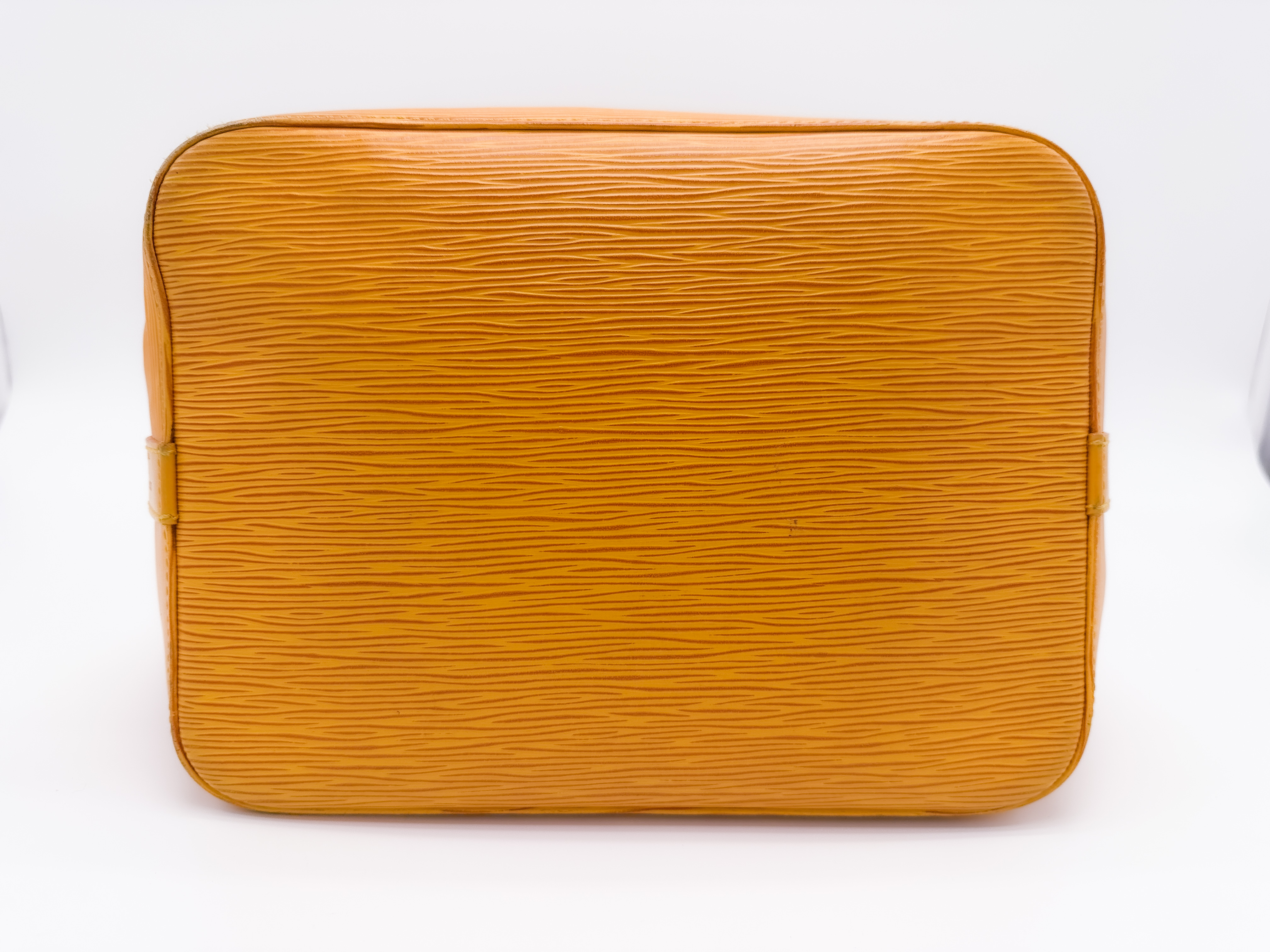 Epi M44109 Petit Noé Tassili Yellow AR0916 Shoulder Bag — view 10