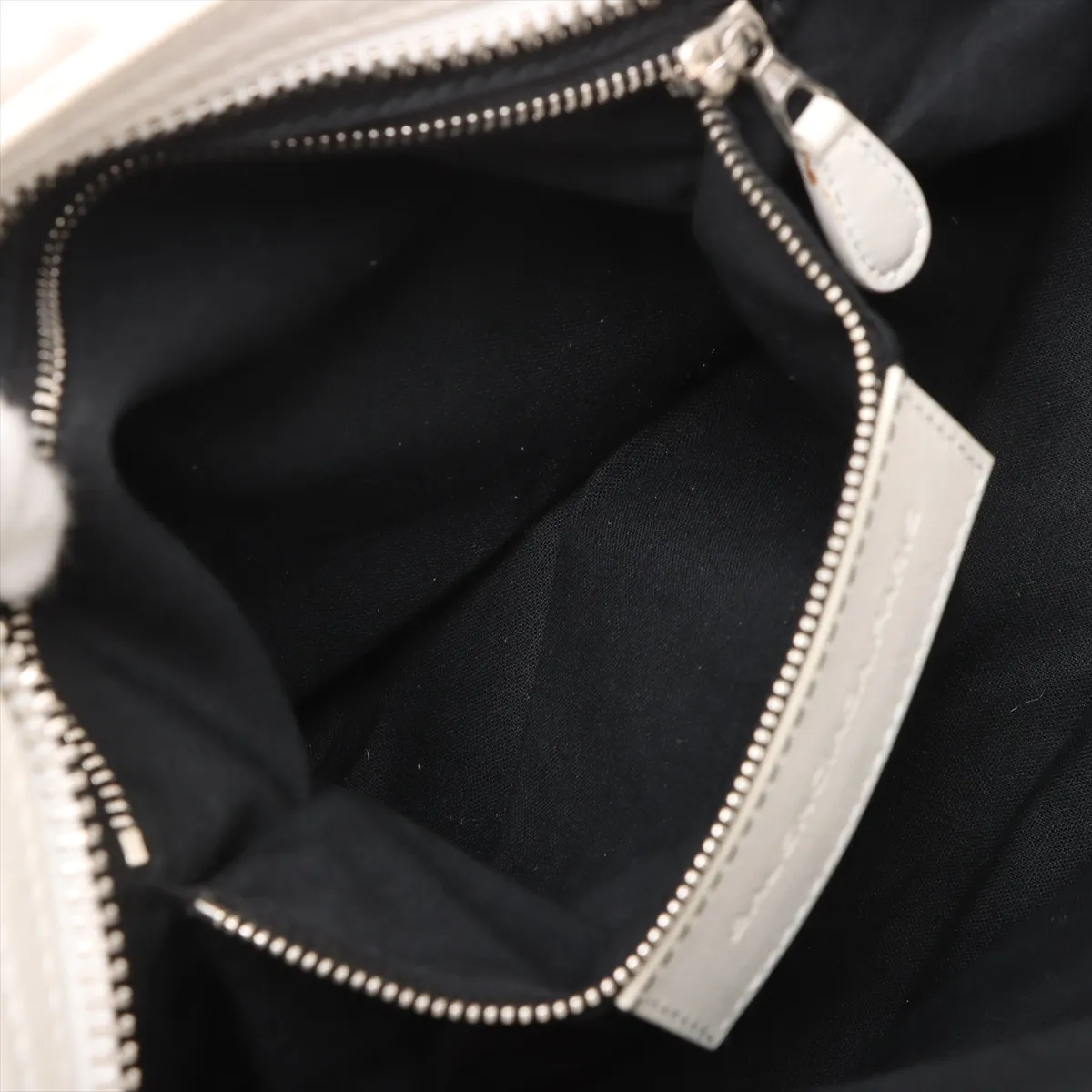 The Giant City Leather 2WAY Handbag White 173084 with Mirror — view 9