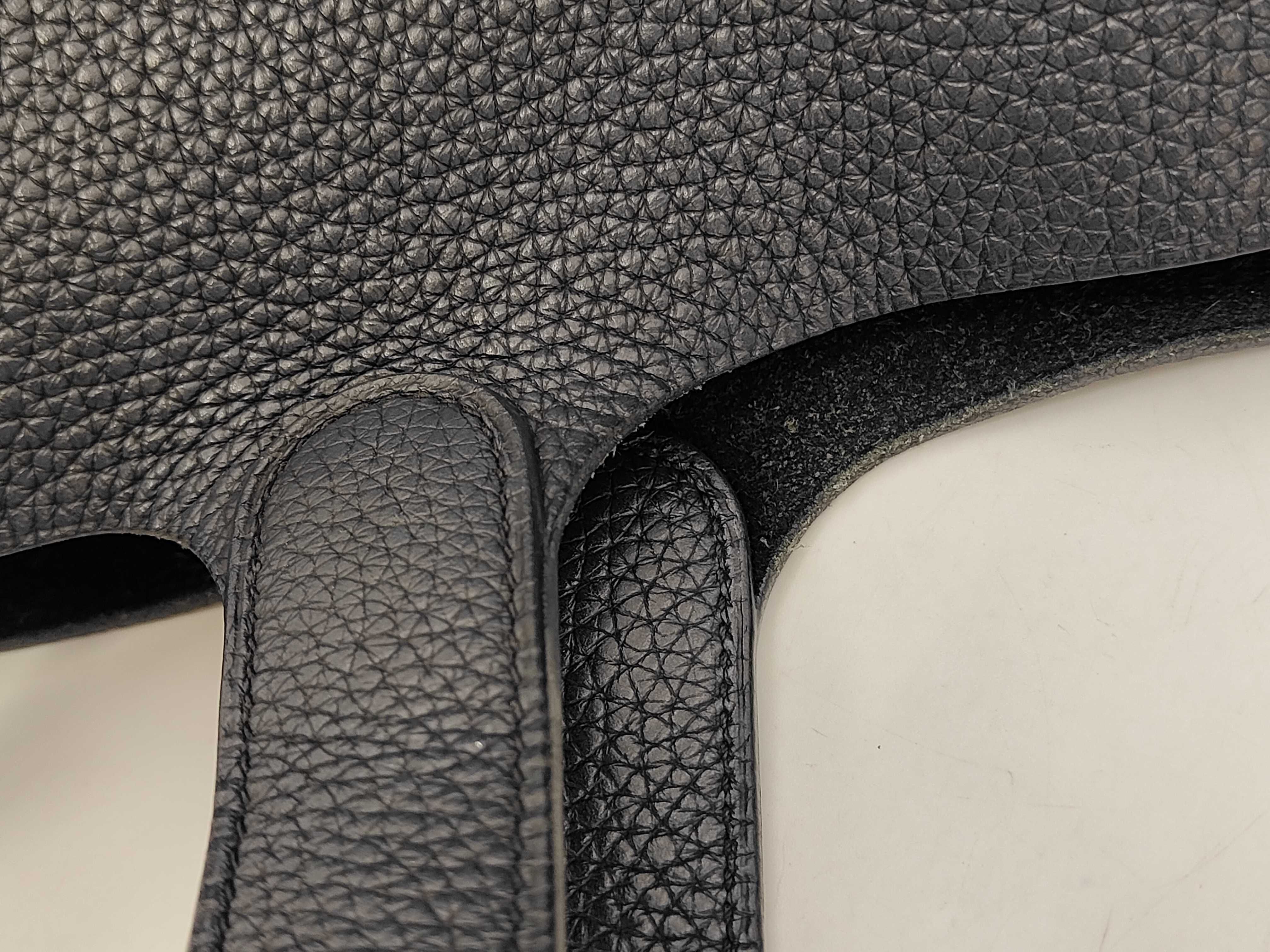 Picotin Lock MM Taurillon Clemence Blue Indigo A Stamp Handbag — view 9