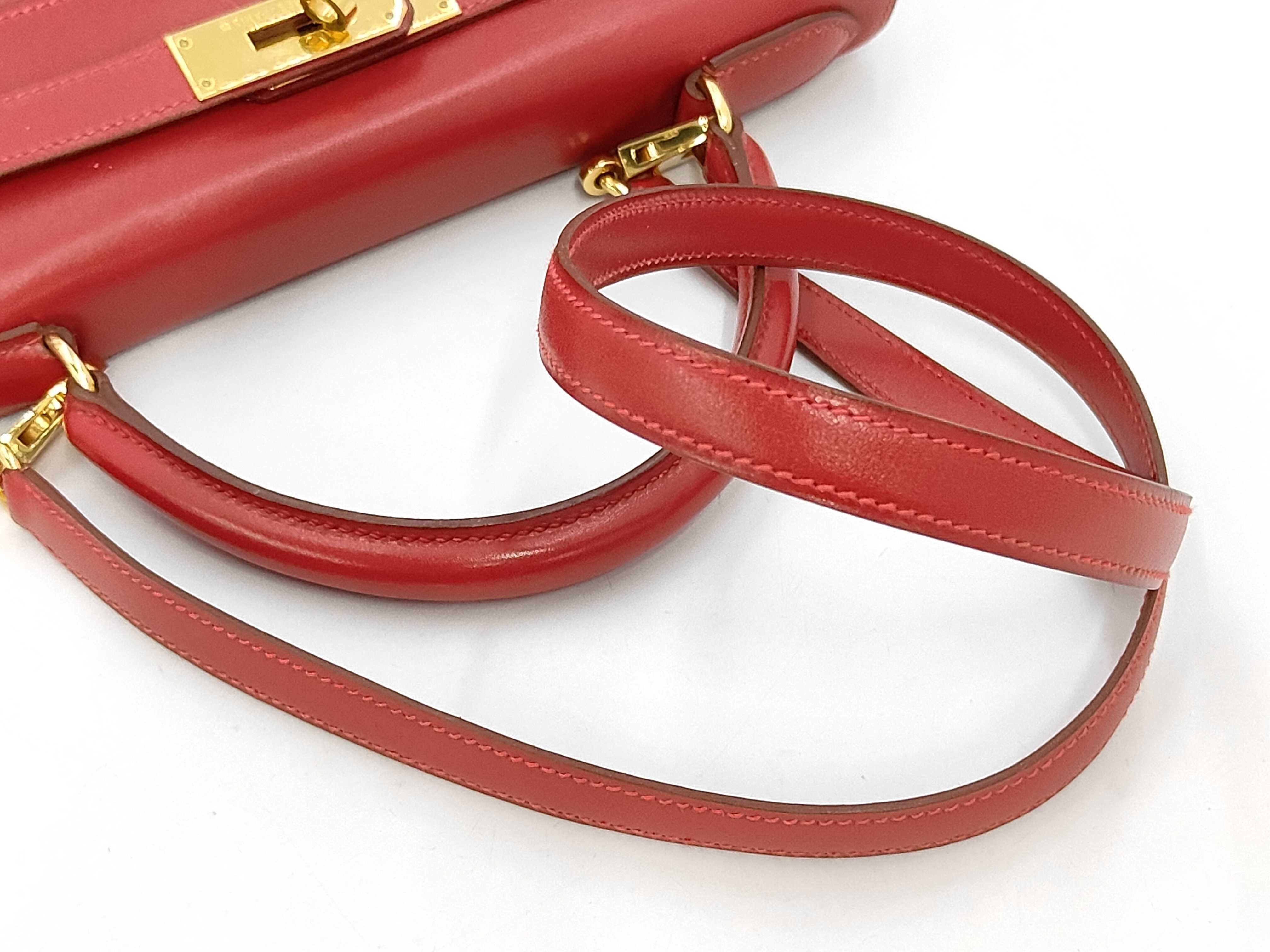 Kelly 28 Box Calf Leather Handbag, Red Tone, Gold Hardware, W Stamp — view 5