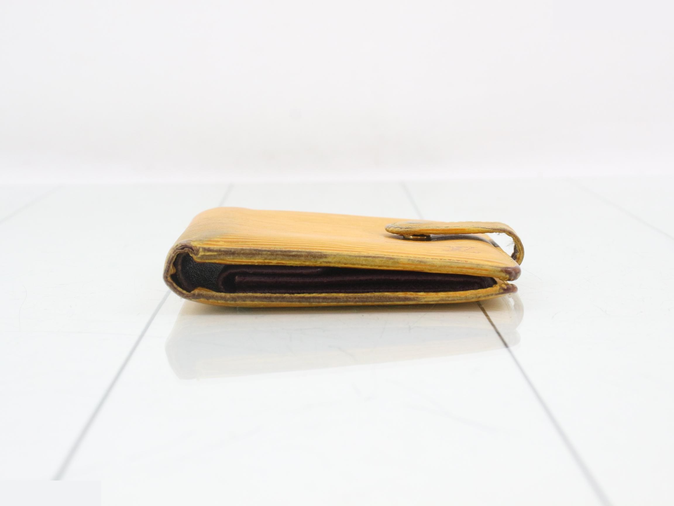M63559 Epi Porte-Billet Compact Tassili Yellow Folding Bag — view 3