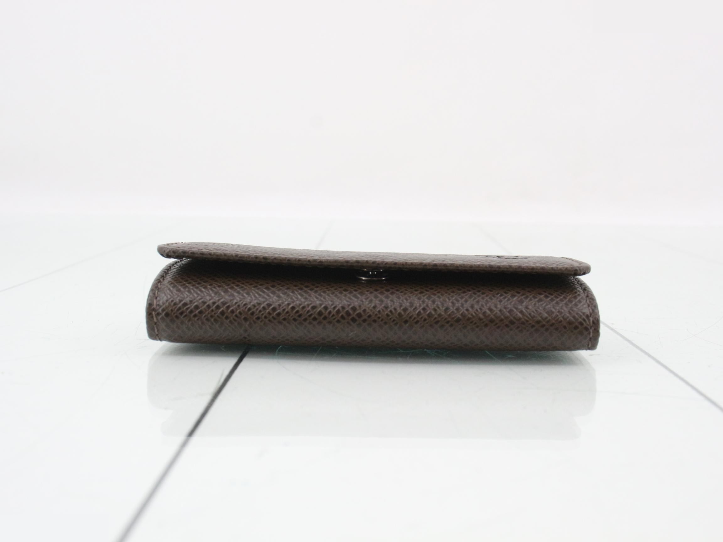 Taiga Multicles 4 Key Case (4-ring key holder) with box — view 3