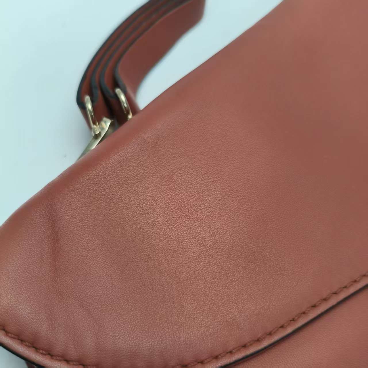 【*Shipped from: China*】VALENTINO Lambskin Handbag — view 15