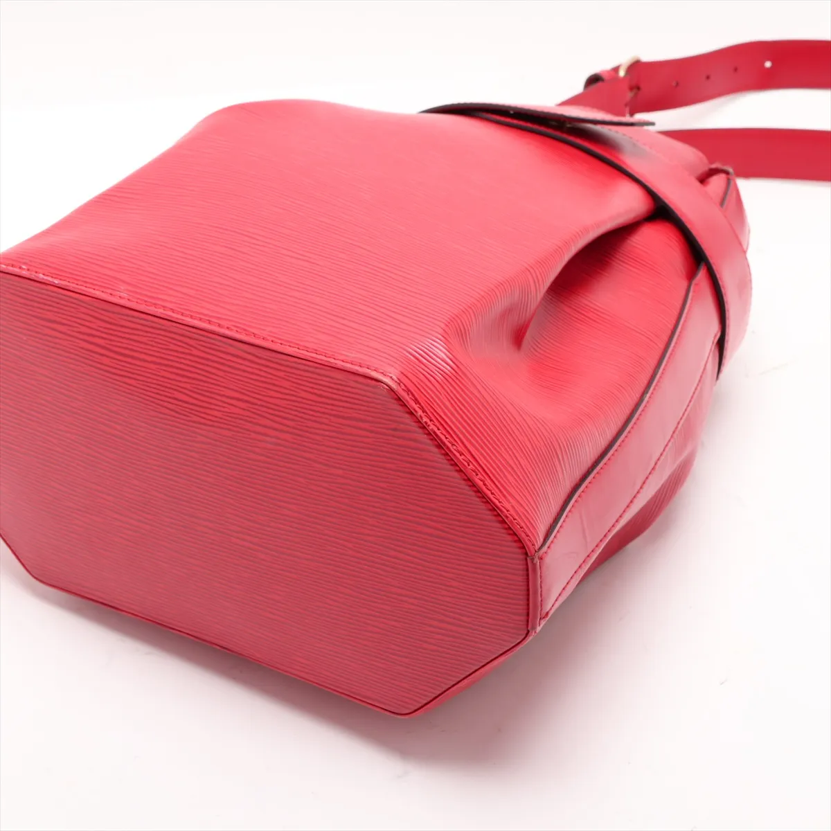 Epi Sac Depaule M80197 VI0966 Red — view 3