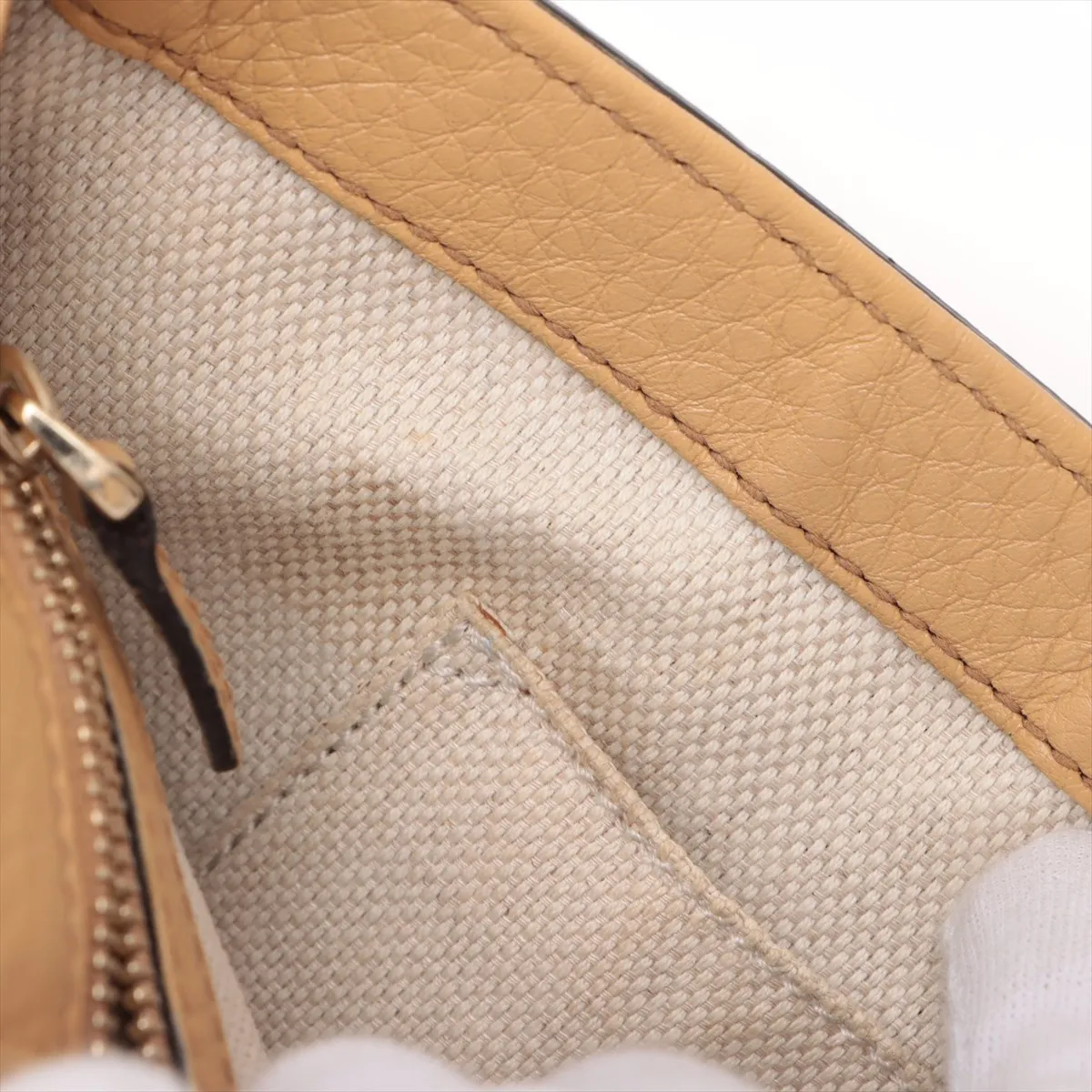 Soho Leather Chain Shoulder Bag, Beige, 336752 — view 11