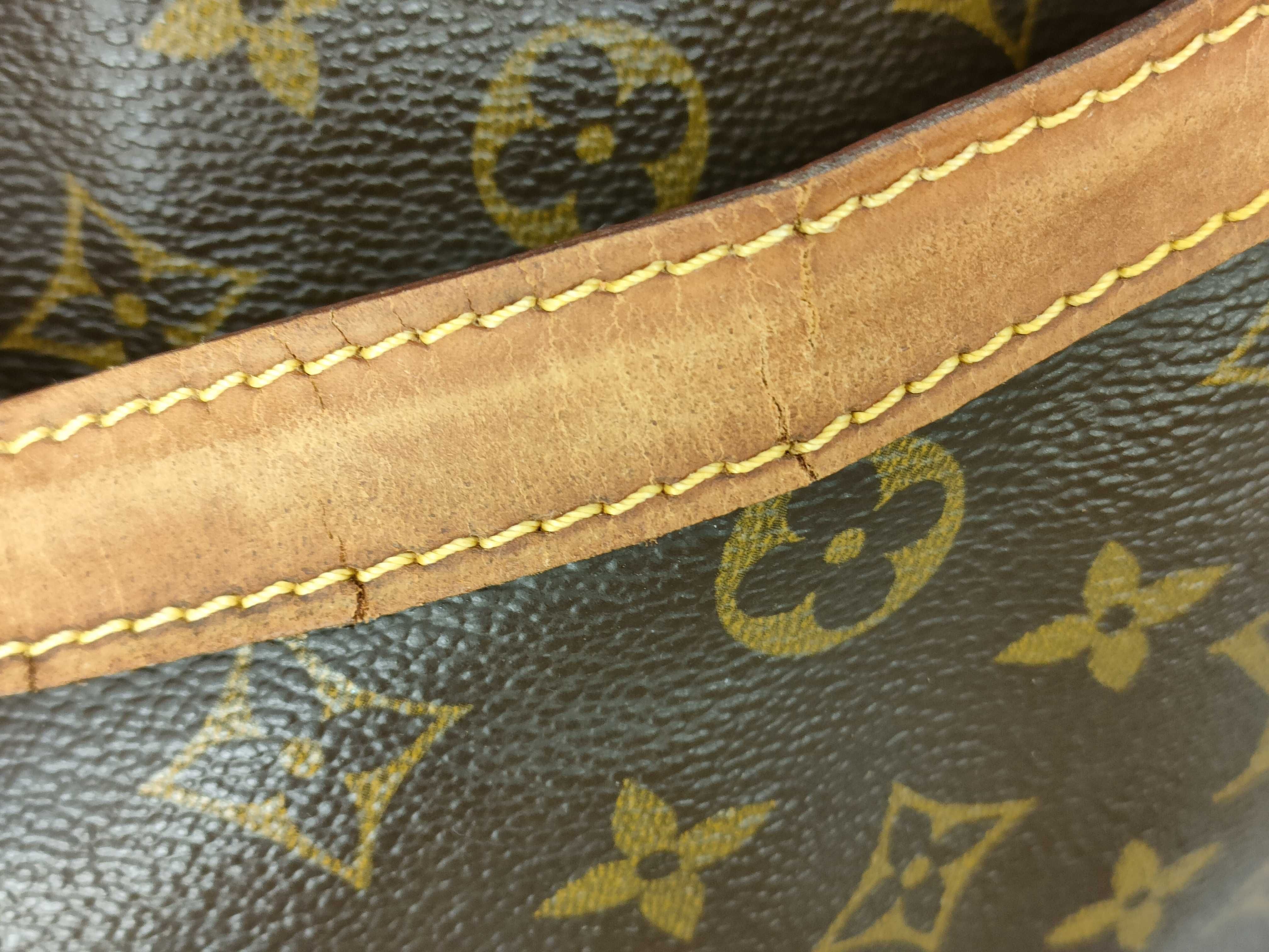 Monogram Louis Vuitton Reporter GM Shoulder Bag — view 15