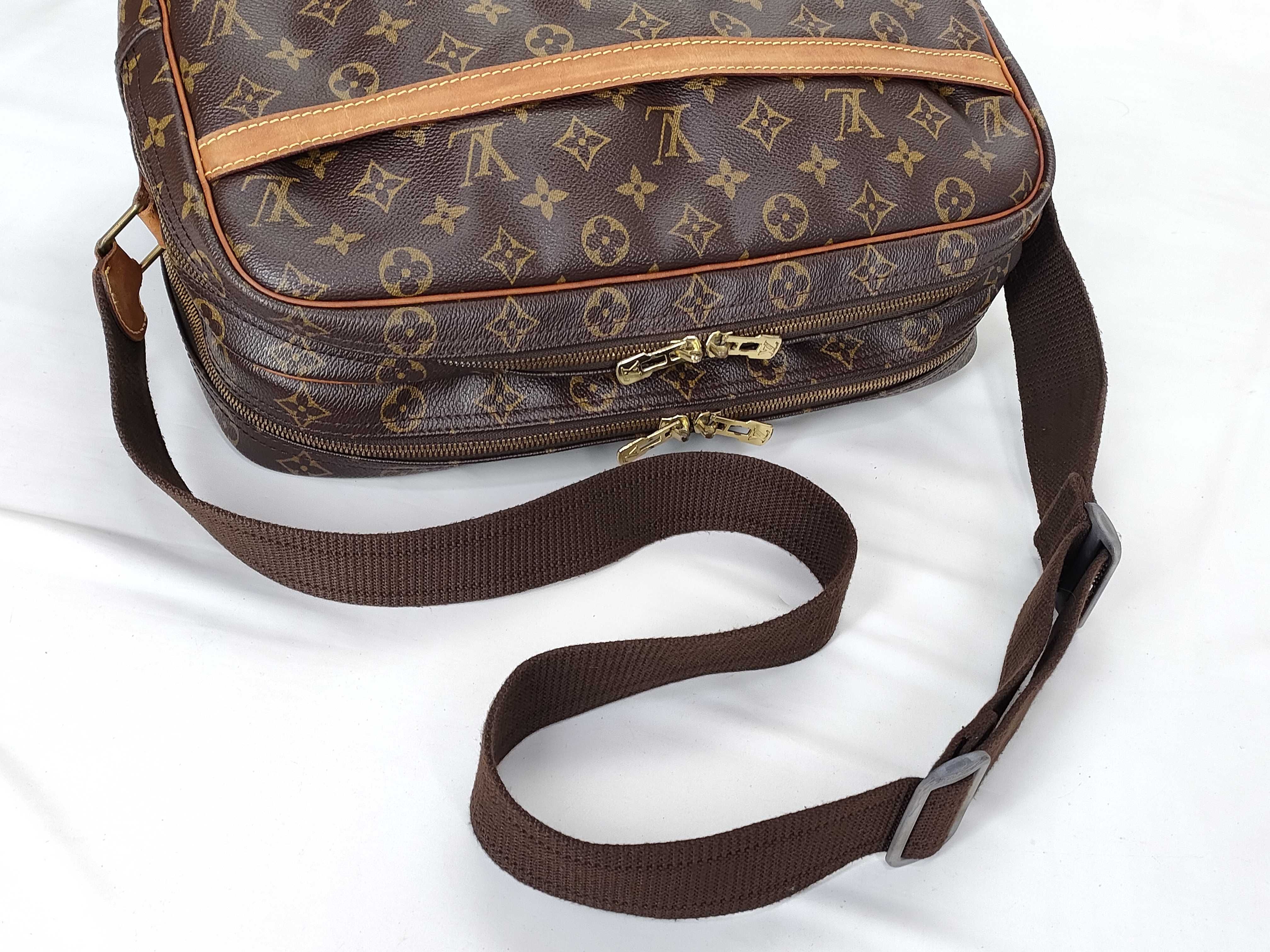 Monogram Louis Vuitton Reporter GM Shoulder Bag — view 3