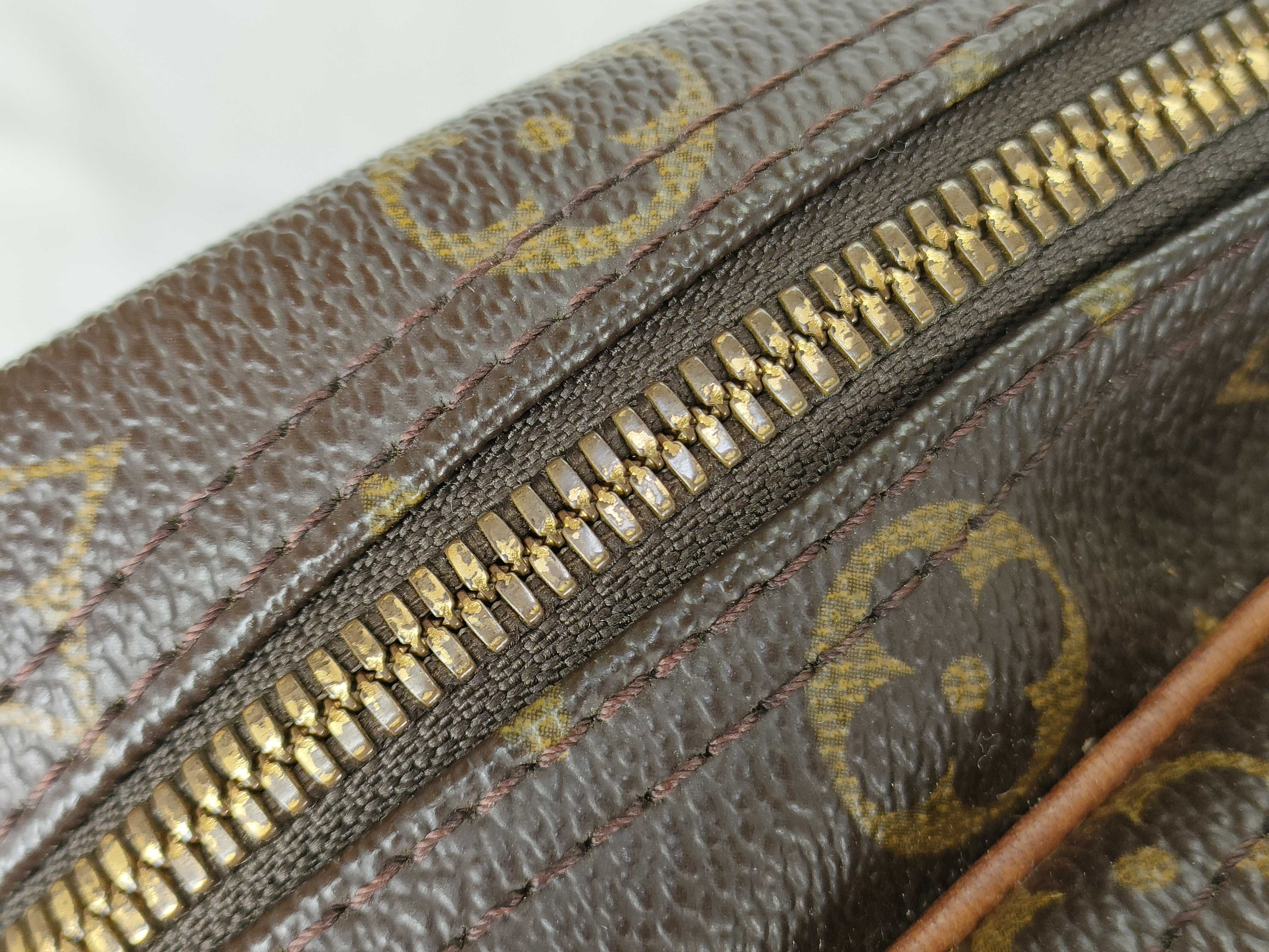 Monogram Louis Vuitton Reporter GM Shoulder Bag — view 6