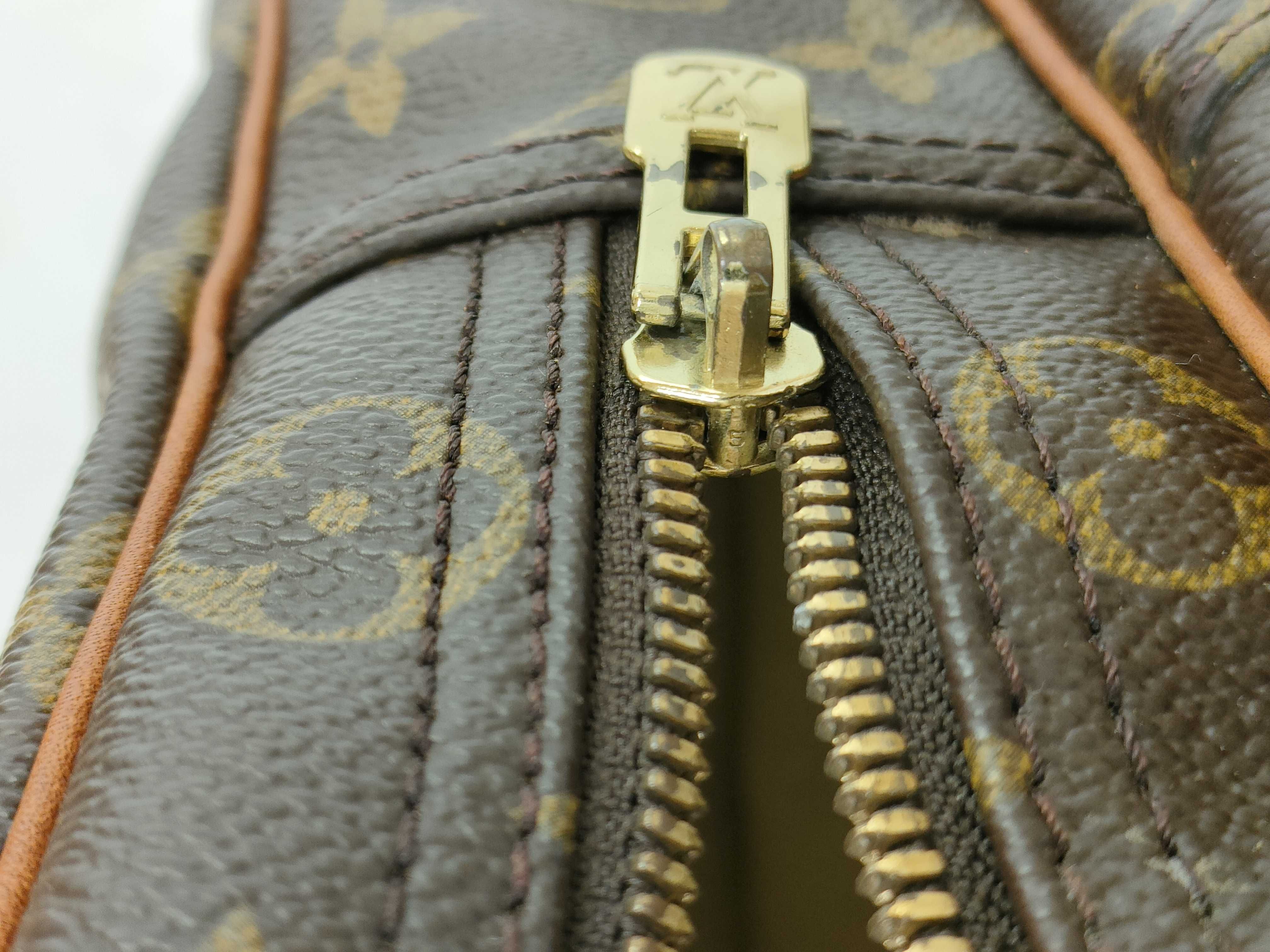 Monogram Louis Vuitton Reporter GM Shoulder Bag — view 9