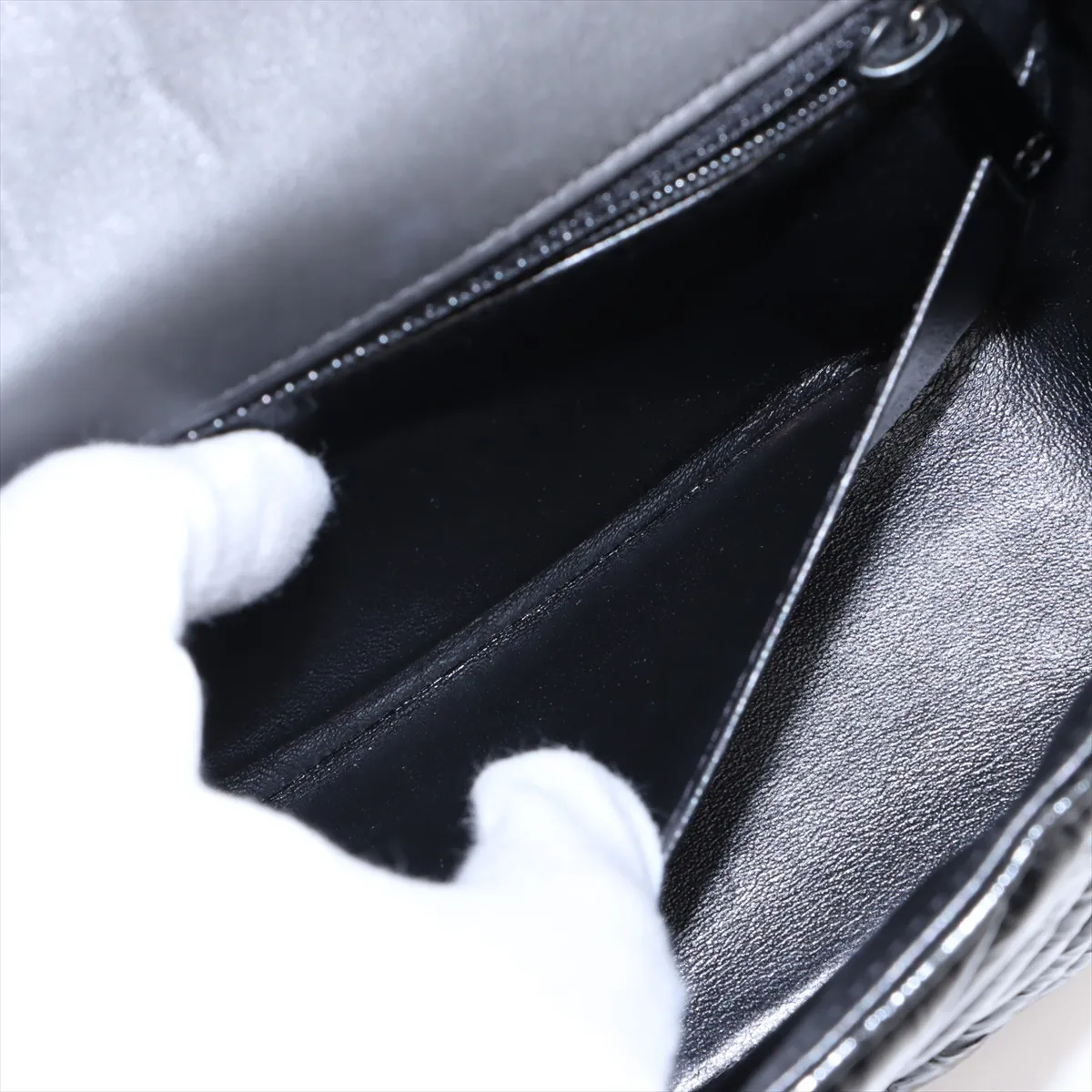 chevron patent leather single flap single chain bag gray black metal fittings 20055074 20s — view 8