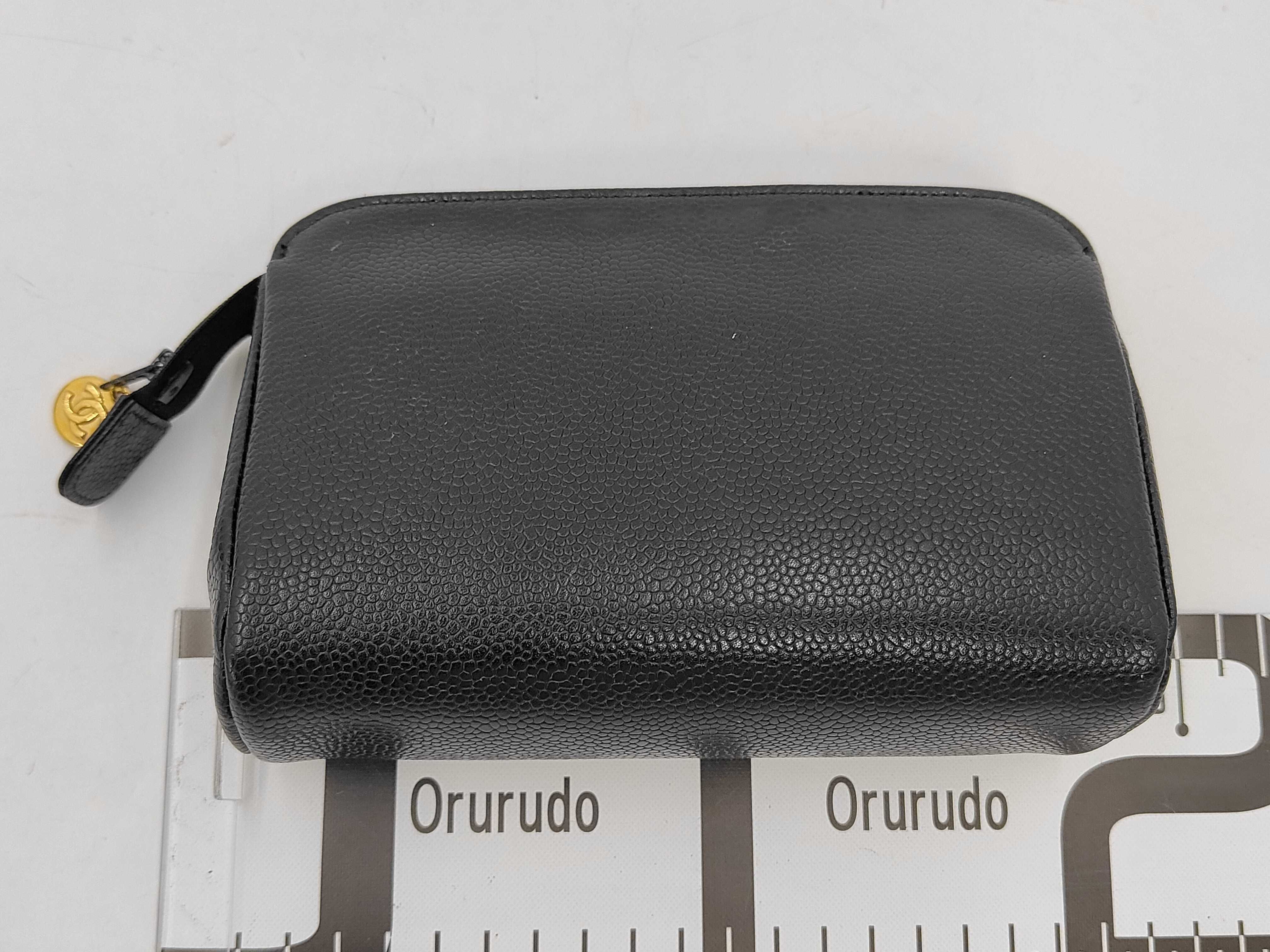 Caviar Skin Coco Mark Small Pouch — view 2