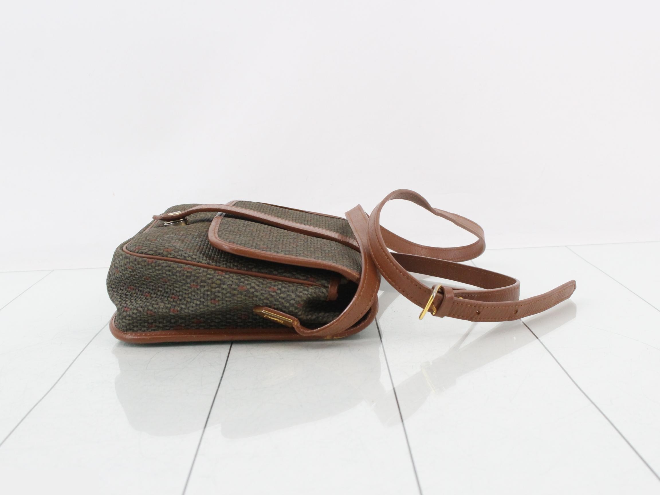 Other lines: Bags/Shoulder bags, PVC, Khaki — view 3