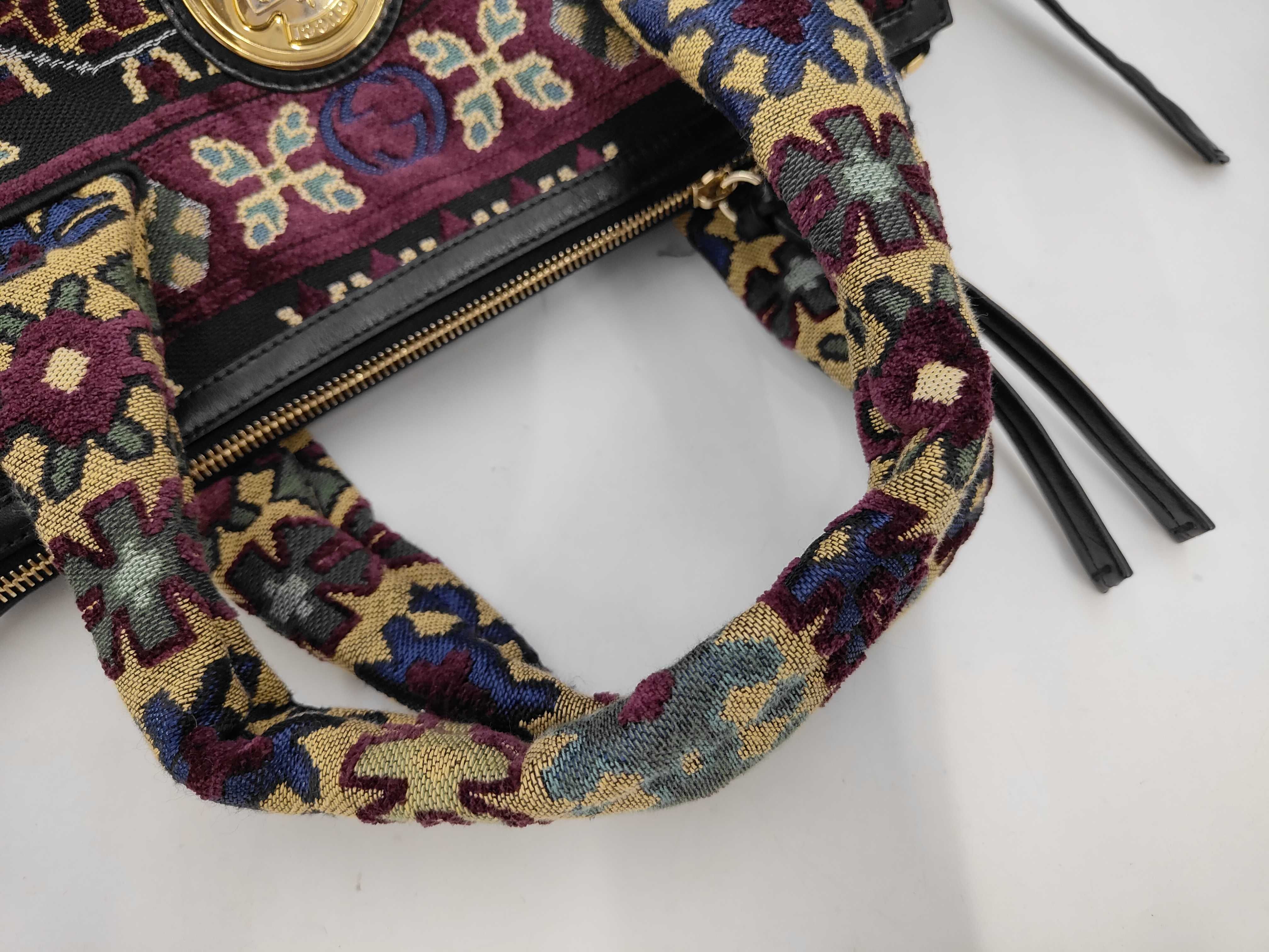 Hysteria Crest Tapestry Bag 197022 — view 5