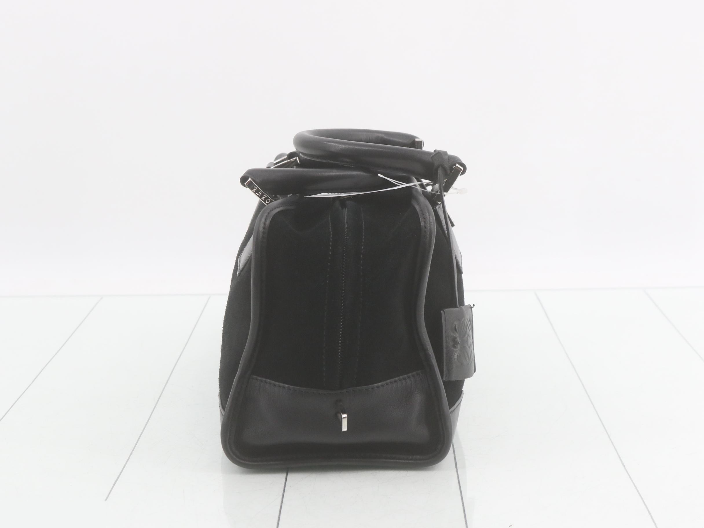 Amazona 28 Suede Black Large Logo — view 4