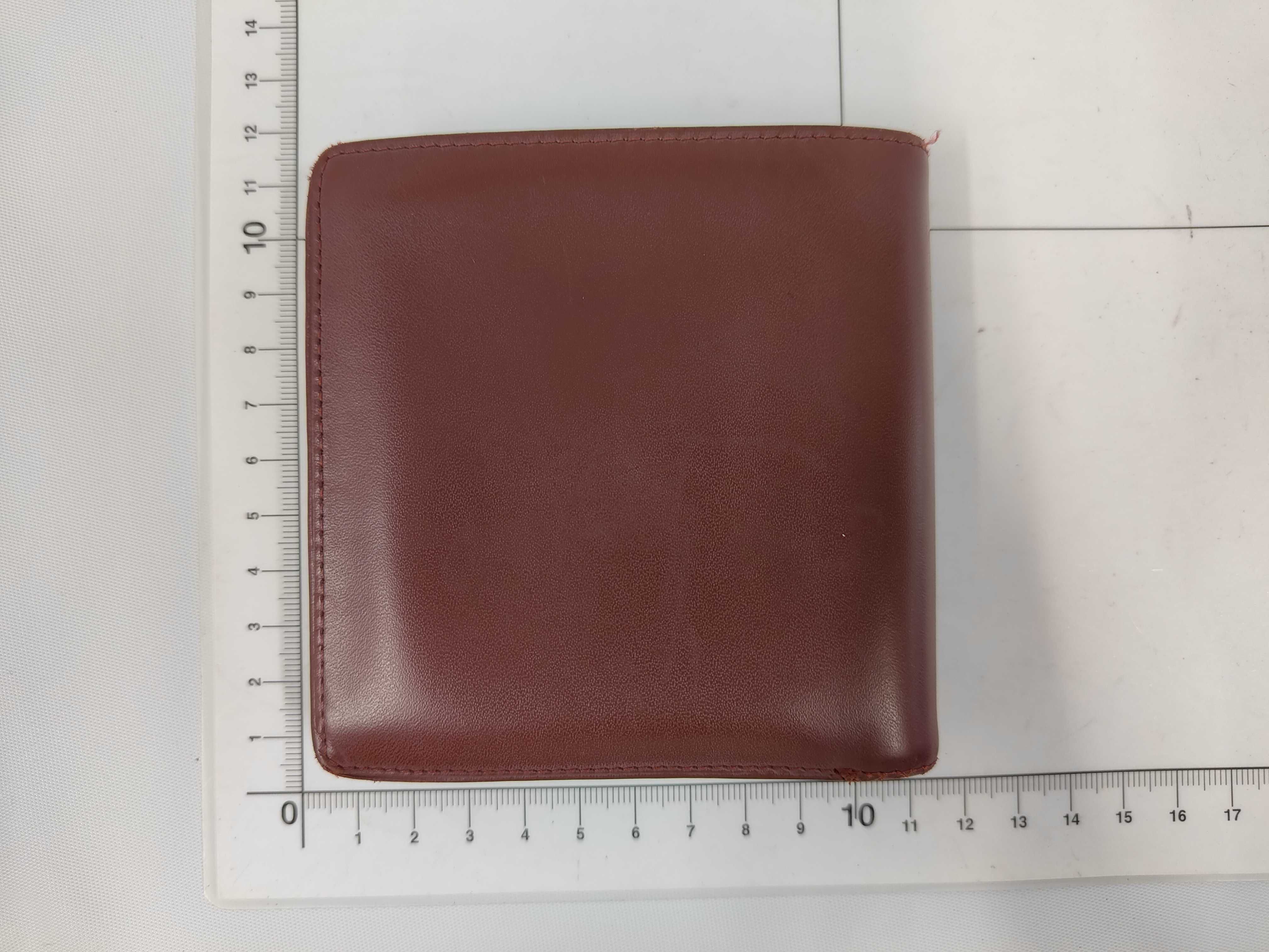 wallet — view 2