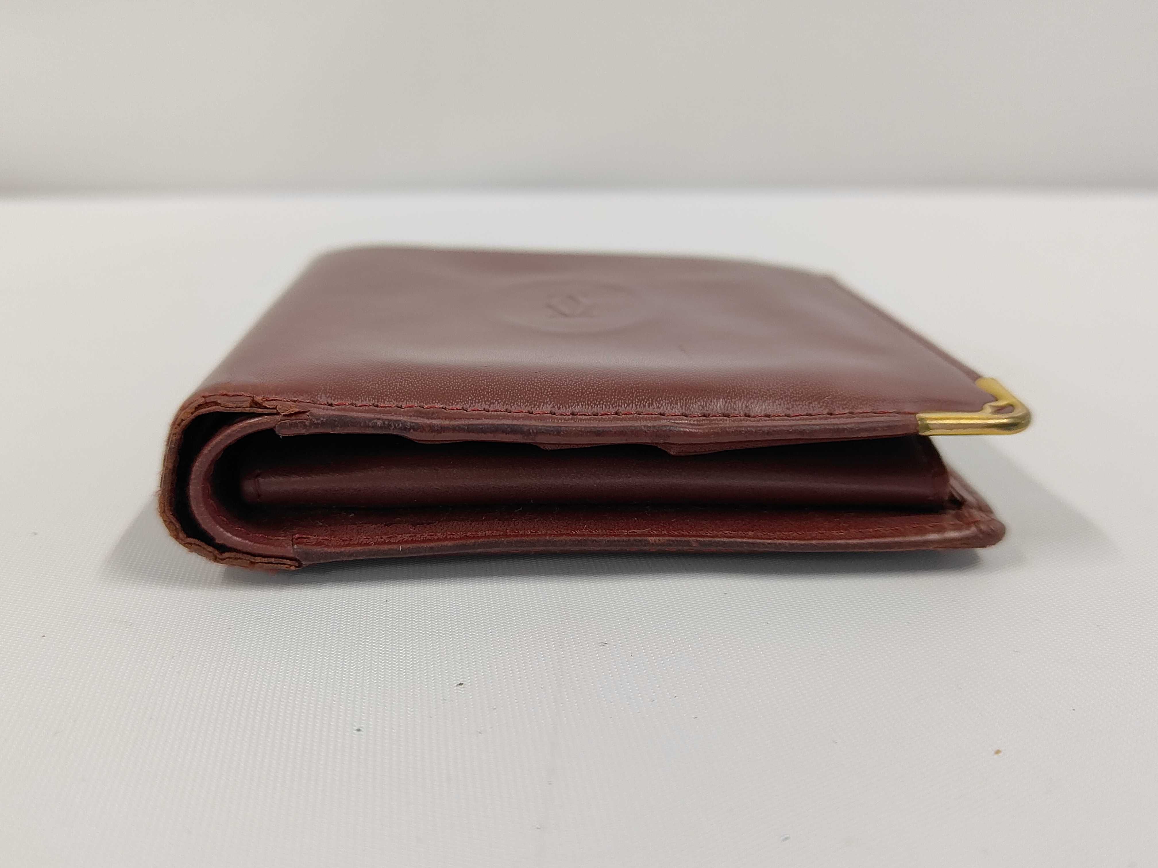 wallet — view 3