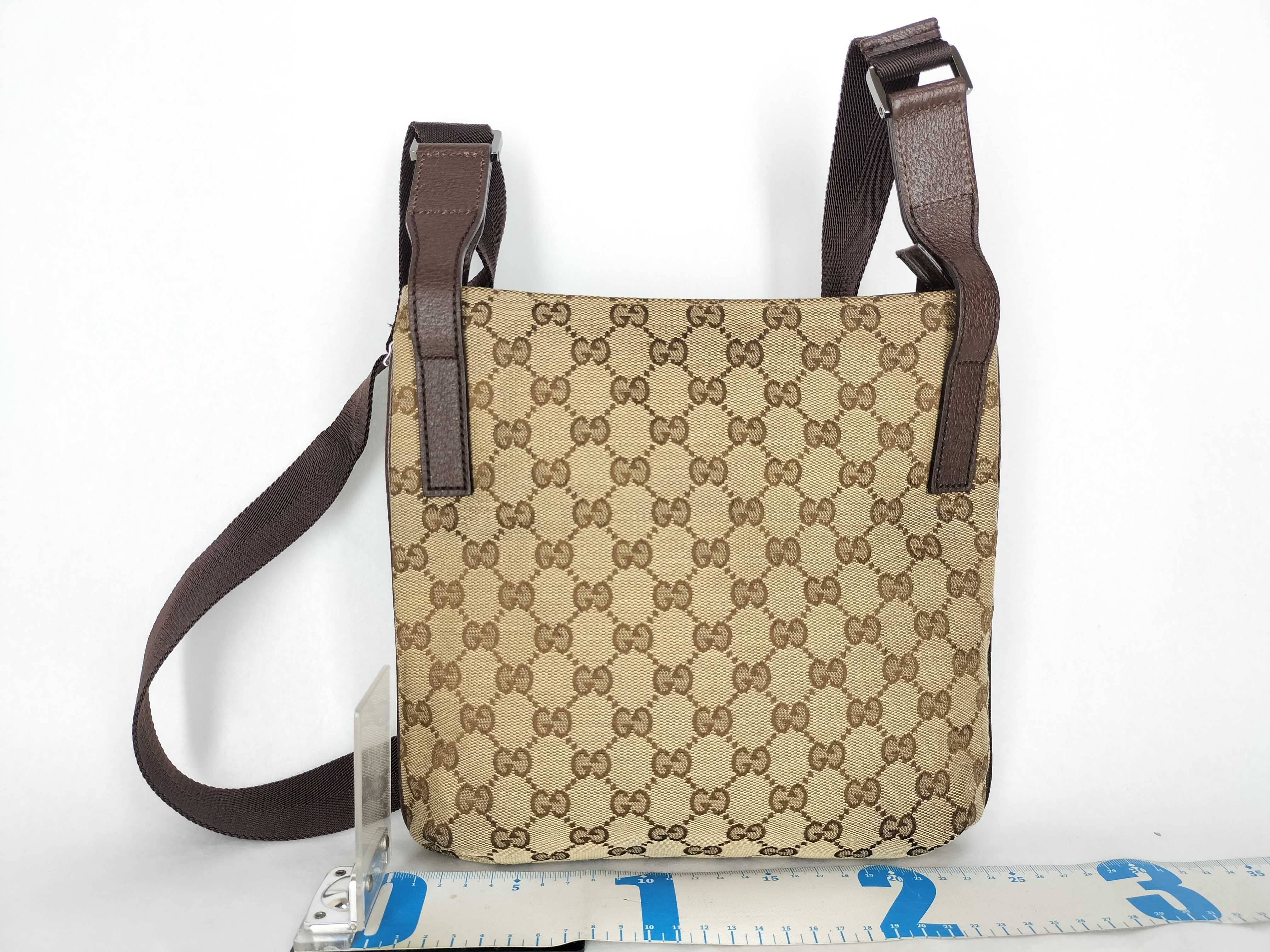 GG Canvas Shoulder Bag — view 2