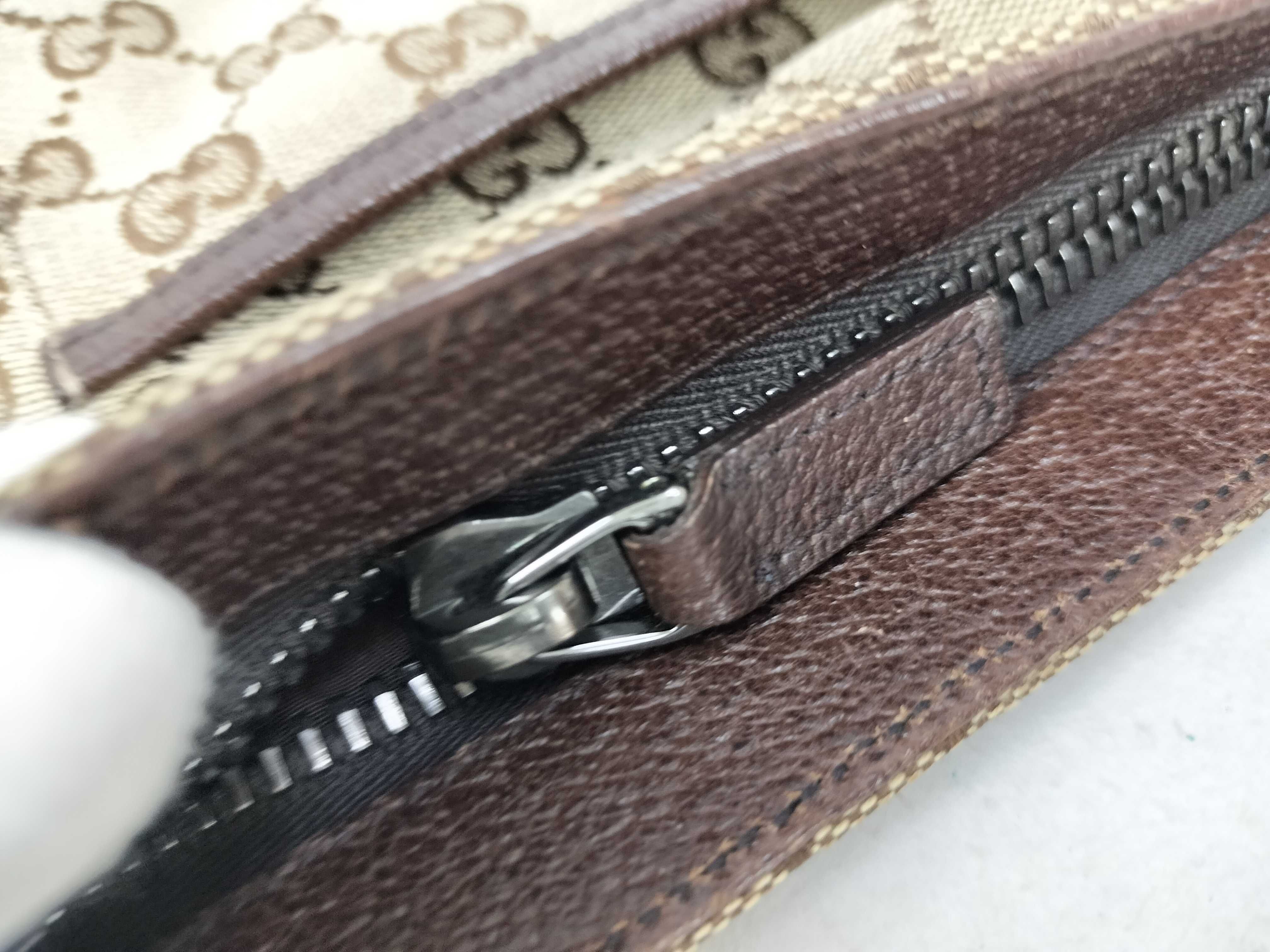 GG Canvas Shoulder Bag — view 13