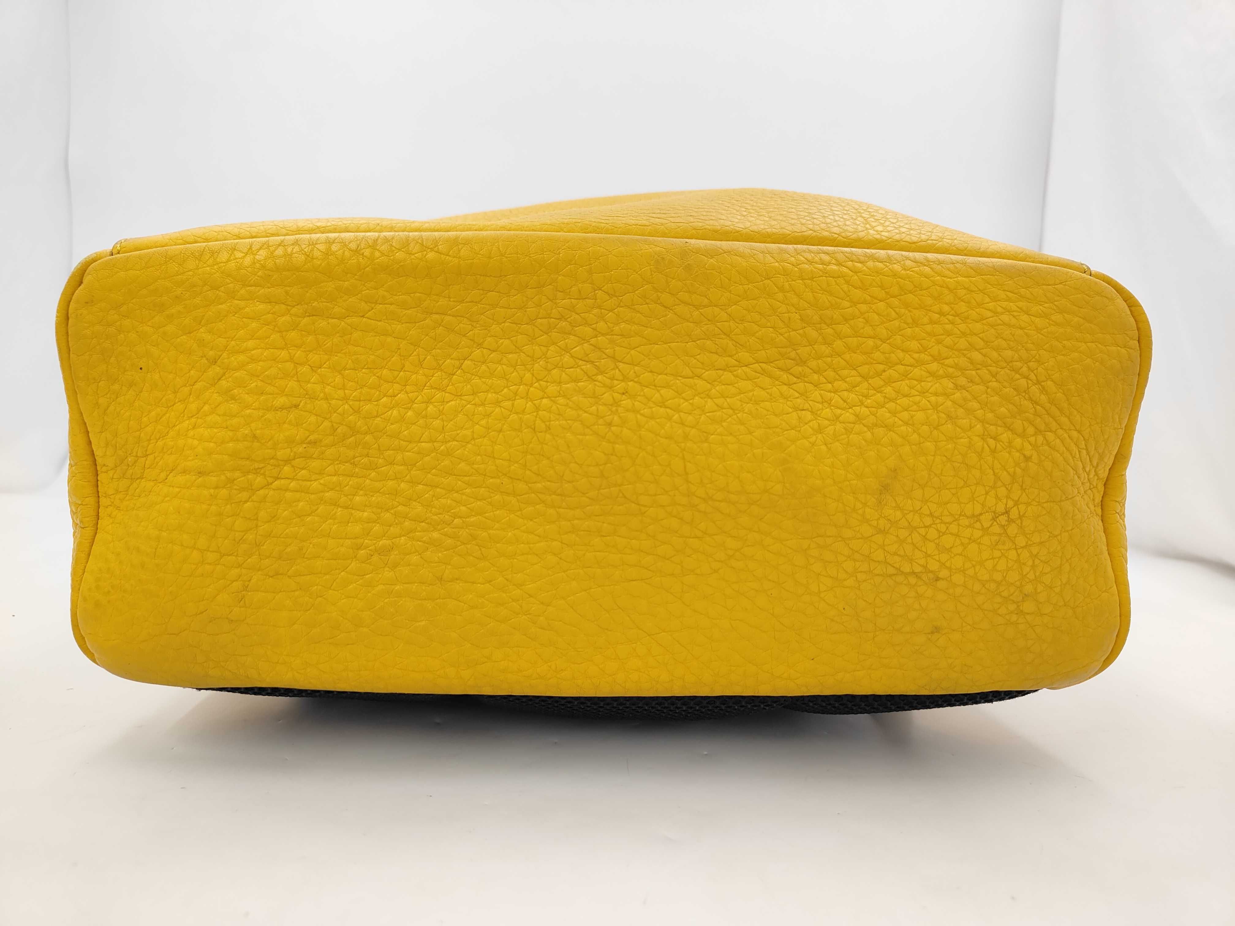 Backpack — view 3