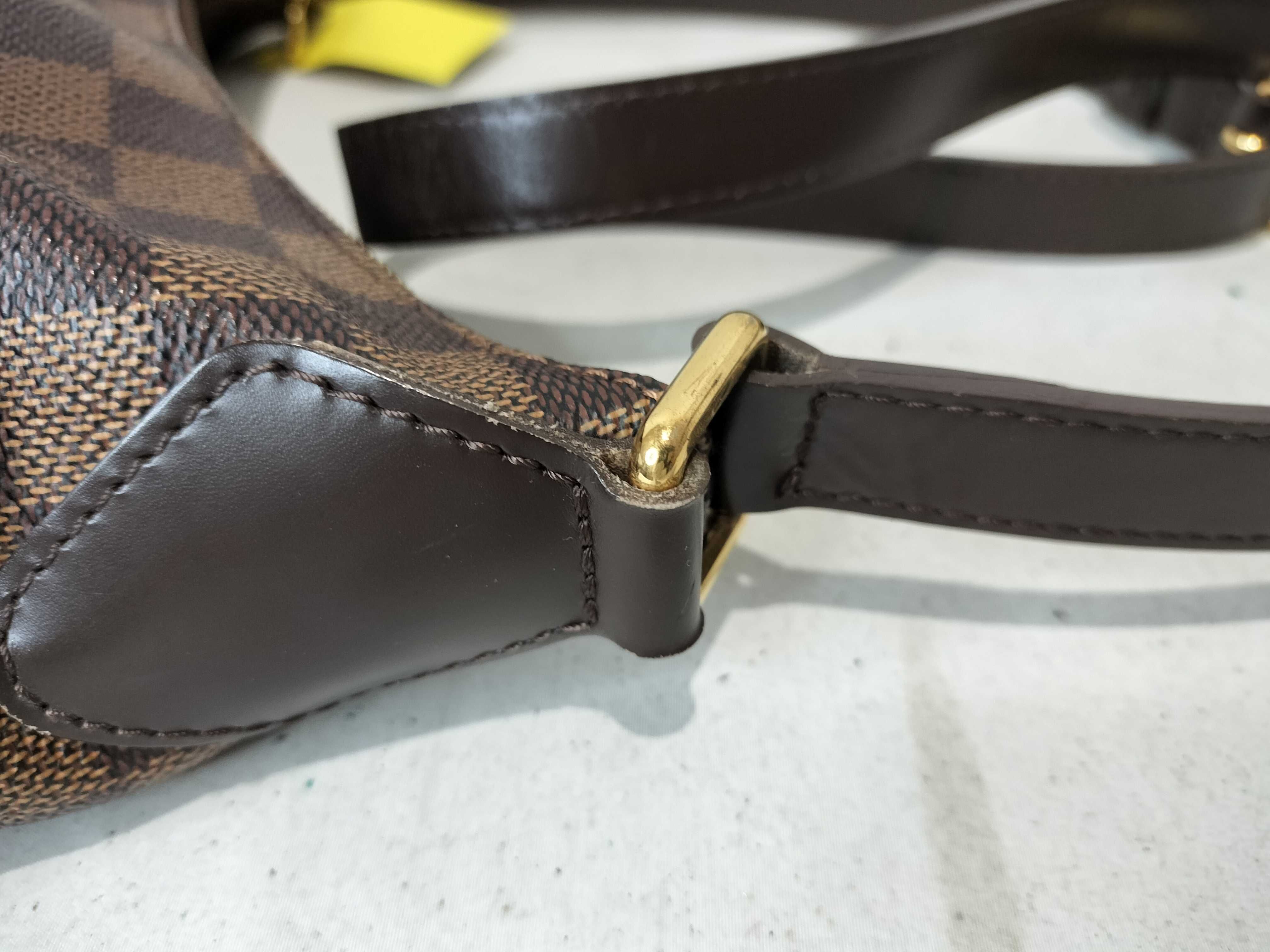Damier Bloomsbury PM Shoulder Bag — view 6