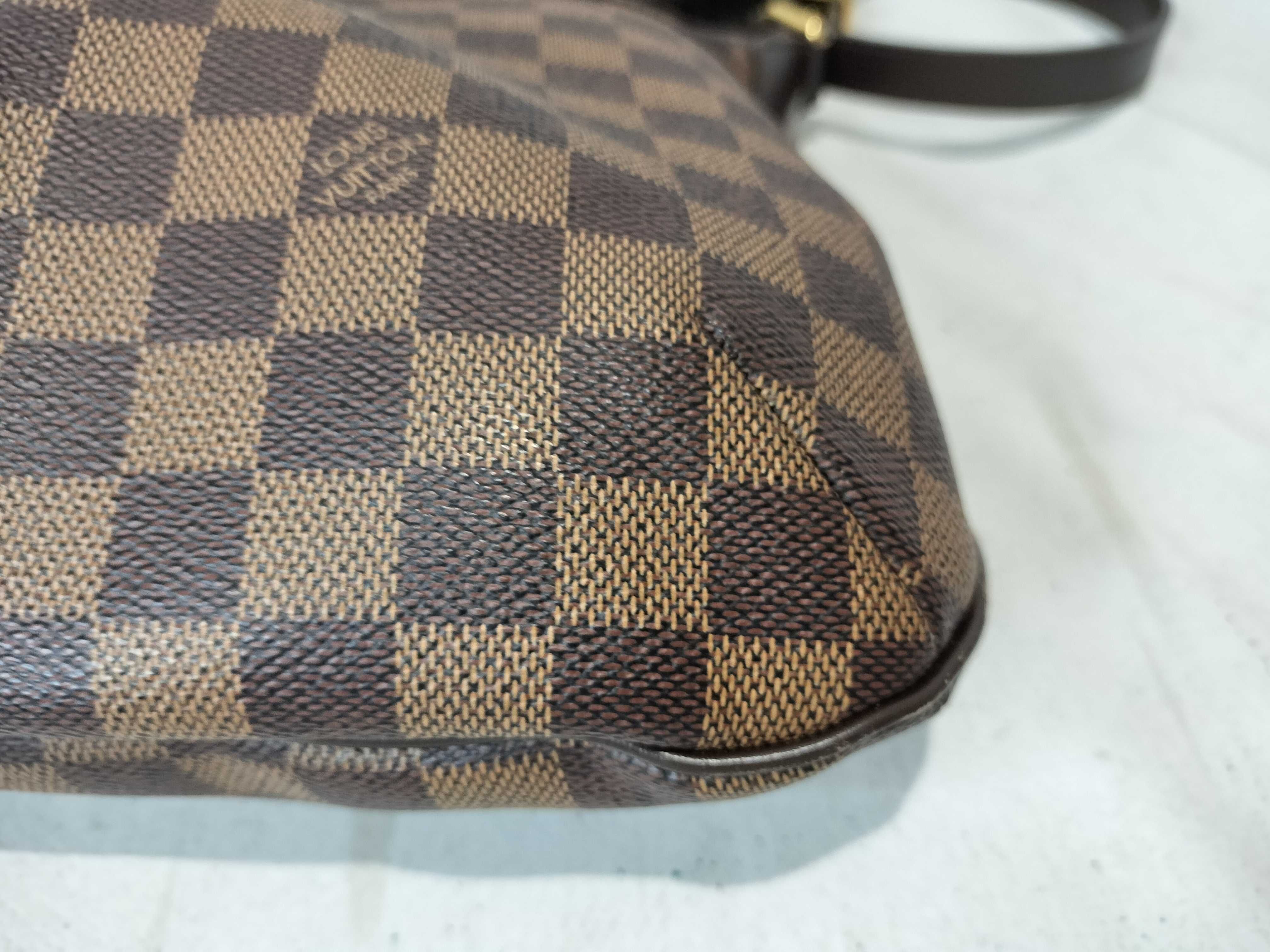 Damier Bloomsbury PM Shoulder Bag — view 7
