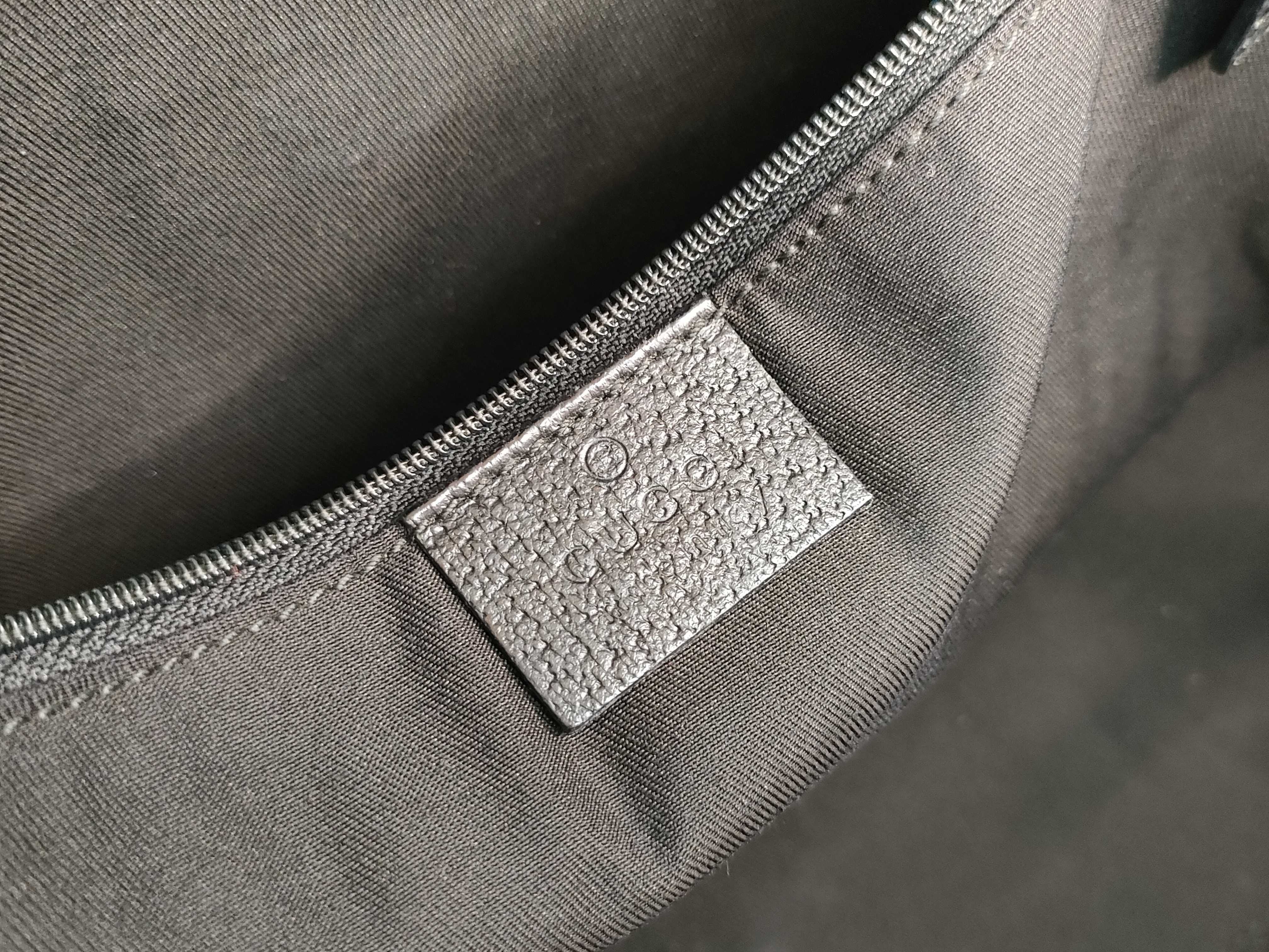 GG Canvas Gucci GG Pattern Handbag — view 11