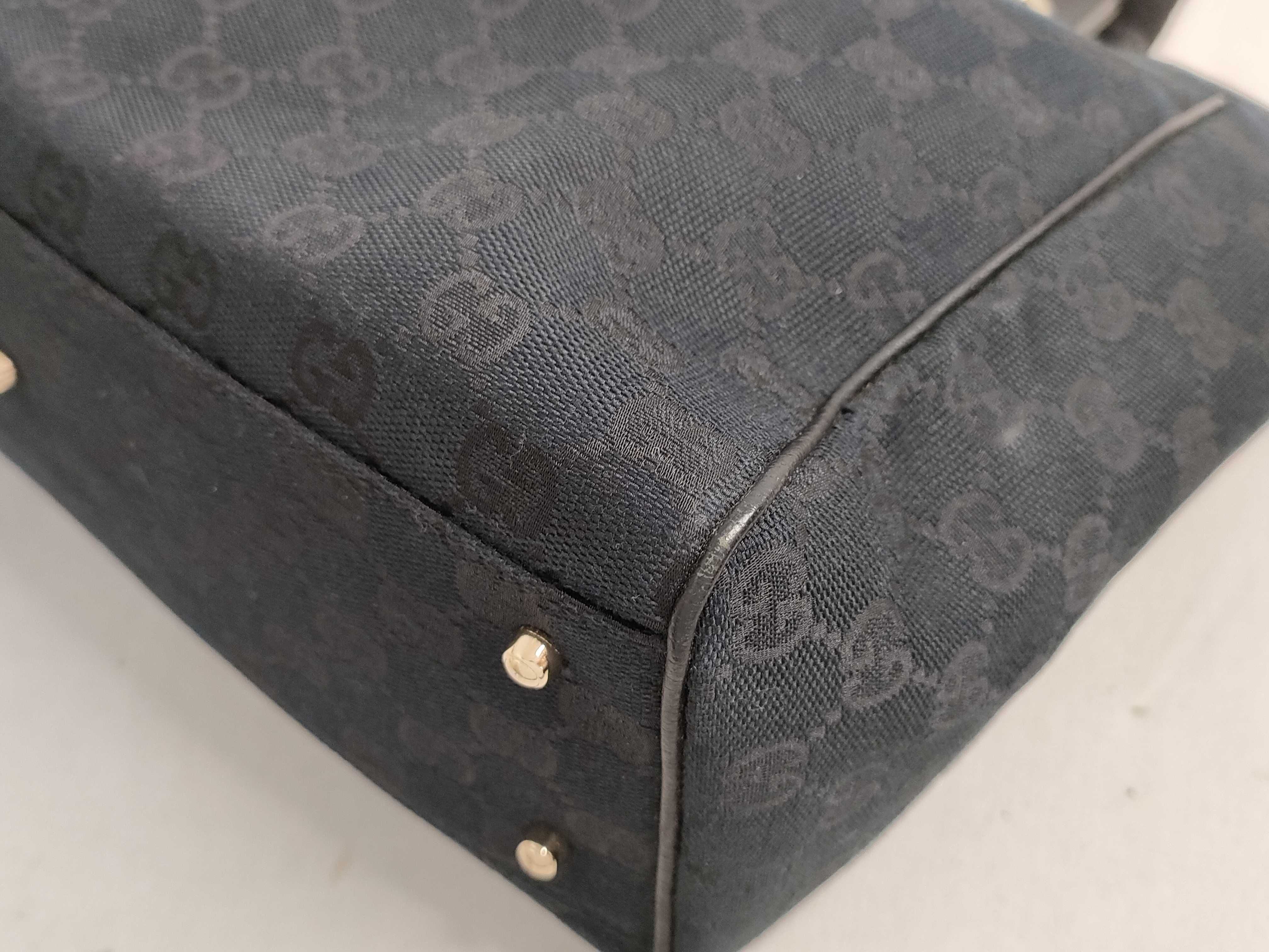 GG Canvas Gucci GG Pattern Handbag — view 6