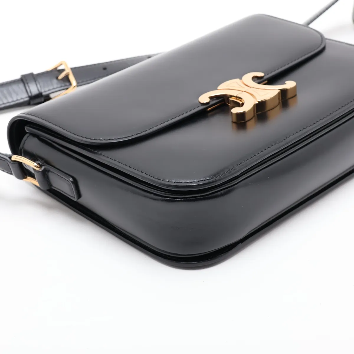 Triomphe Classic Leather Shoulder Bag, Black — view 4