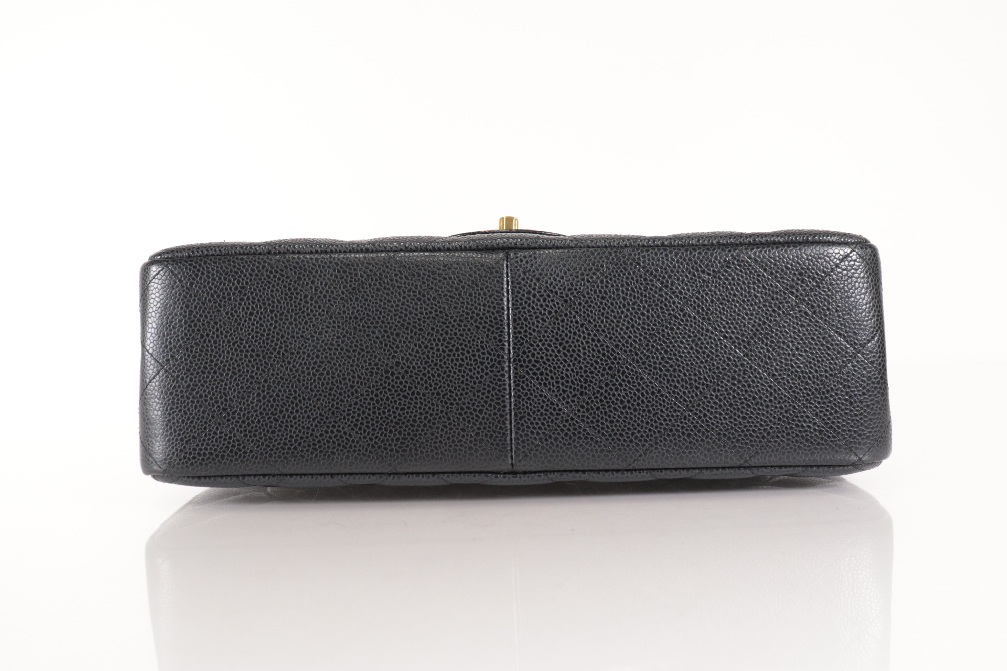 W-Flap 30 Caviar Chain Shoulder Bag (Serial Number 29) — view 6
