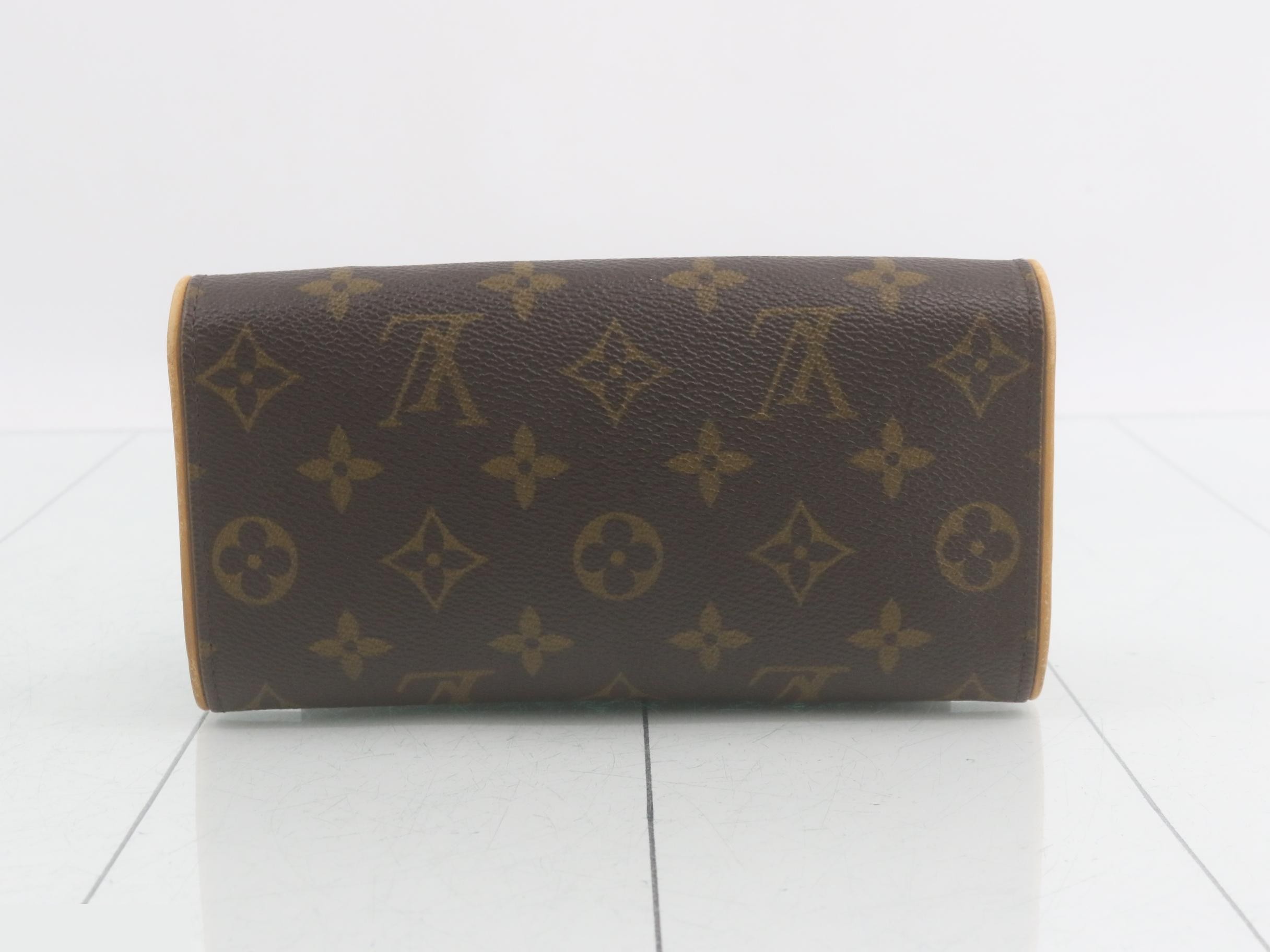 Pochette Twin PM with shoulder strap — view 2