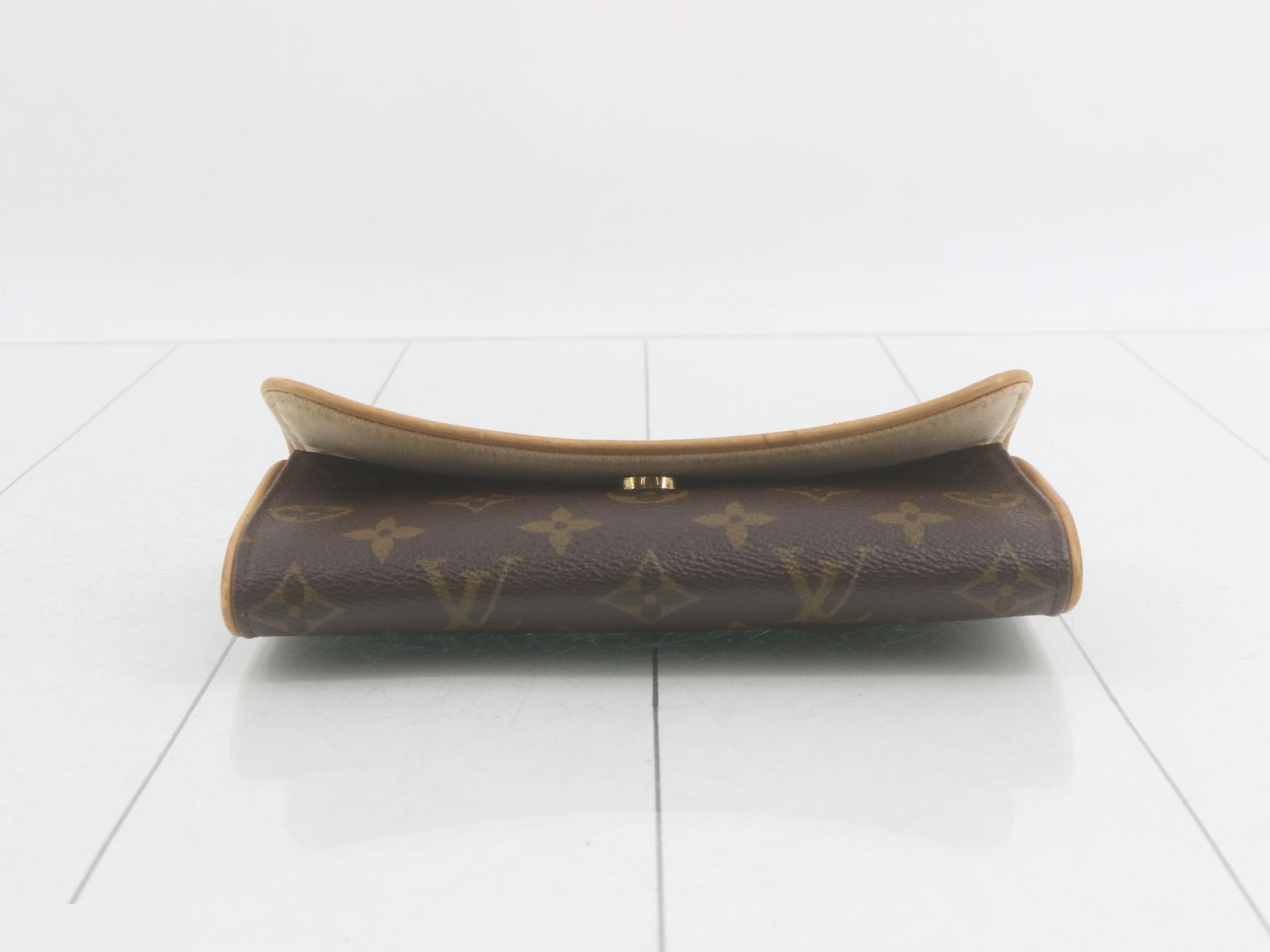 Pochette Twin PM with shoulder strap — view 3