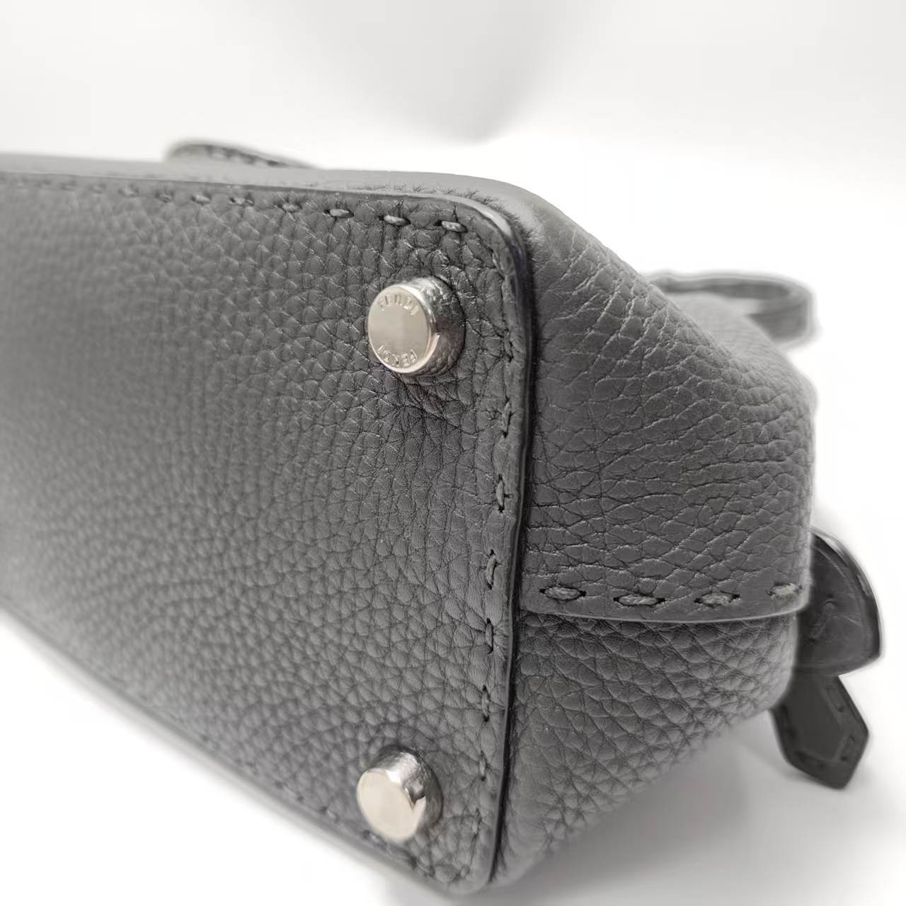 【*Shipped from: China*】FENDI Selleria Leather Shoulder Bag — view 7