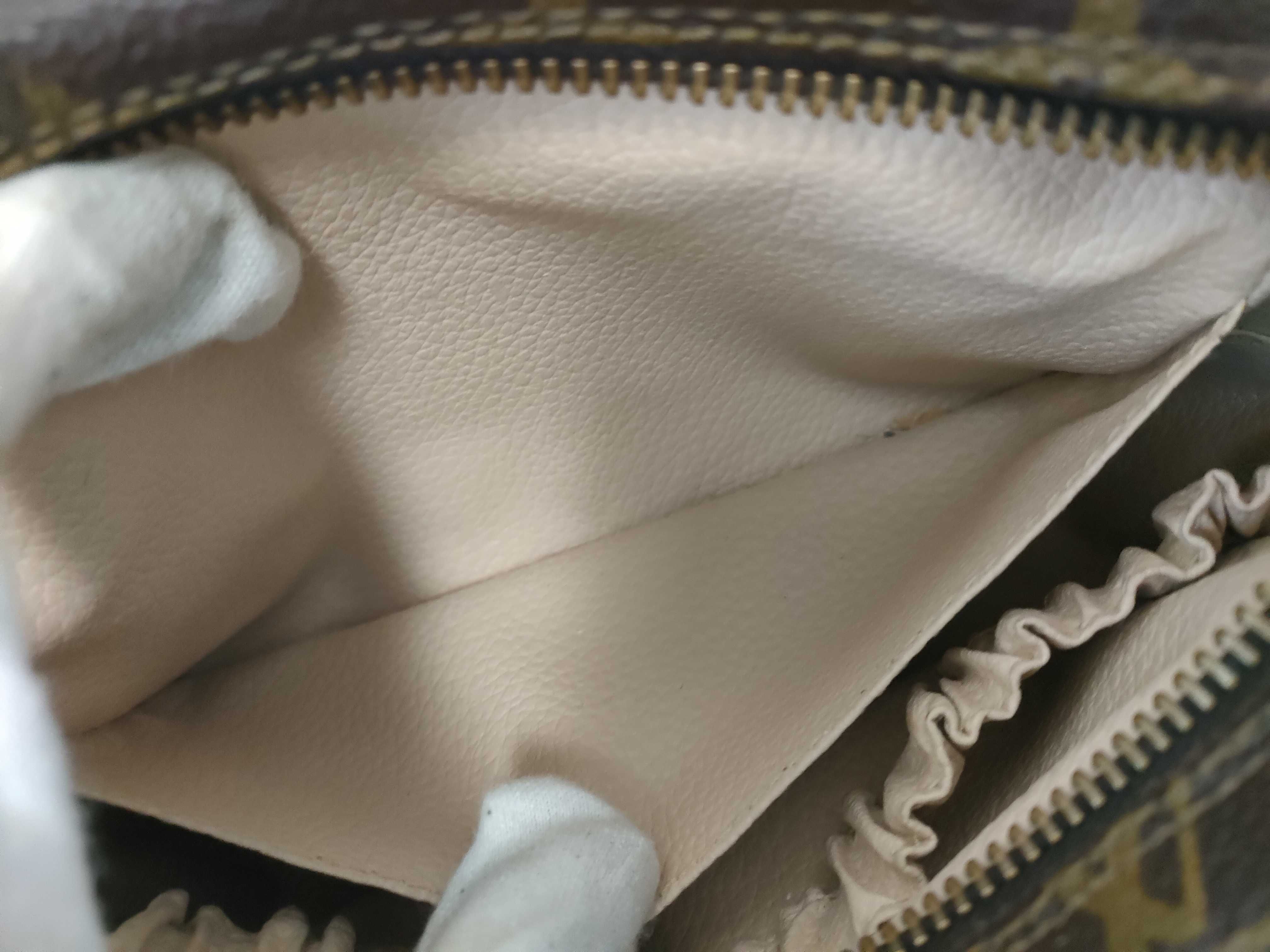 Monogram Louis Vuitton Monogram Trousses Toilette 18 Pouch — view 10