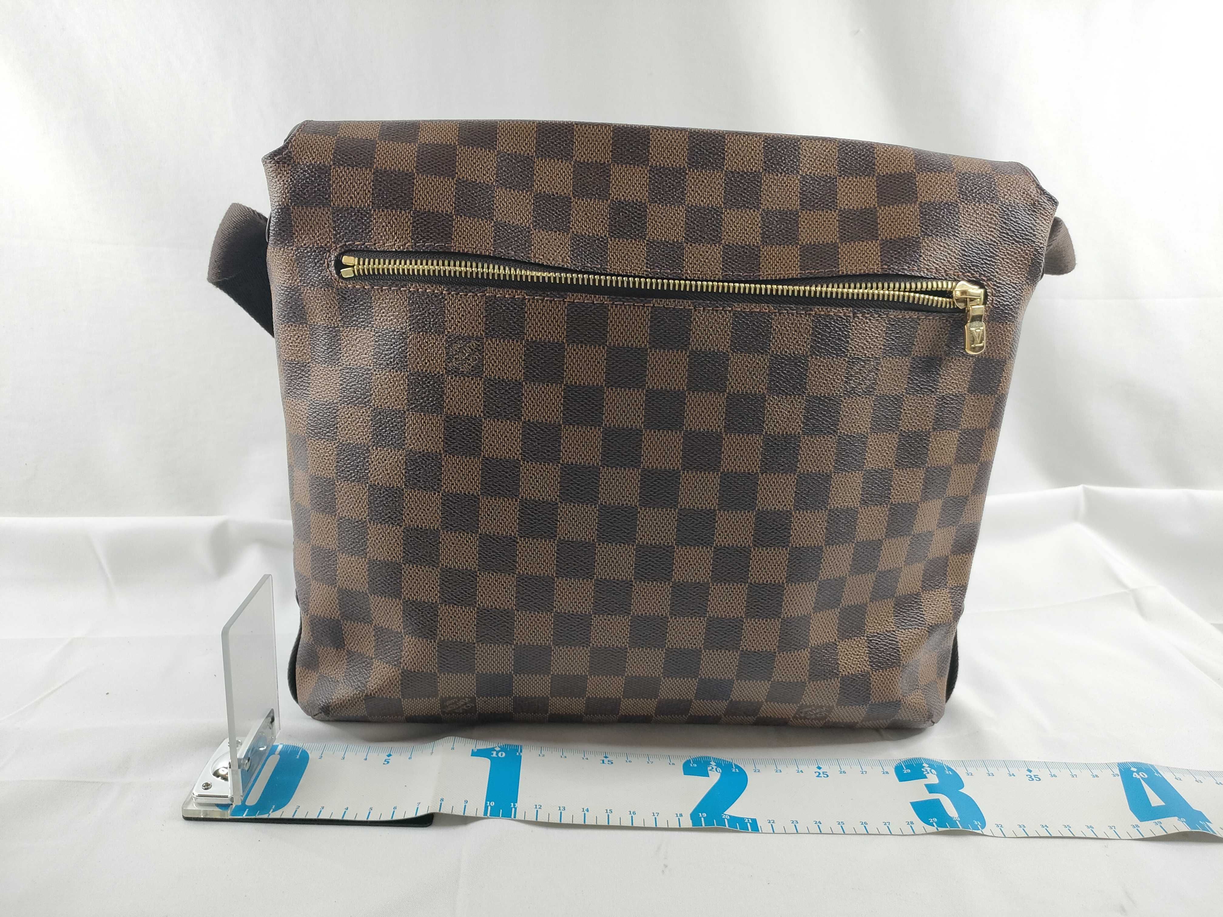 shoulder bag — view 2