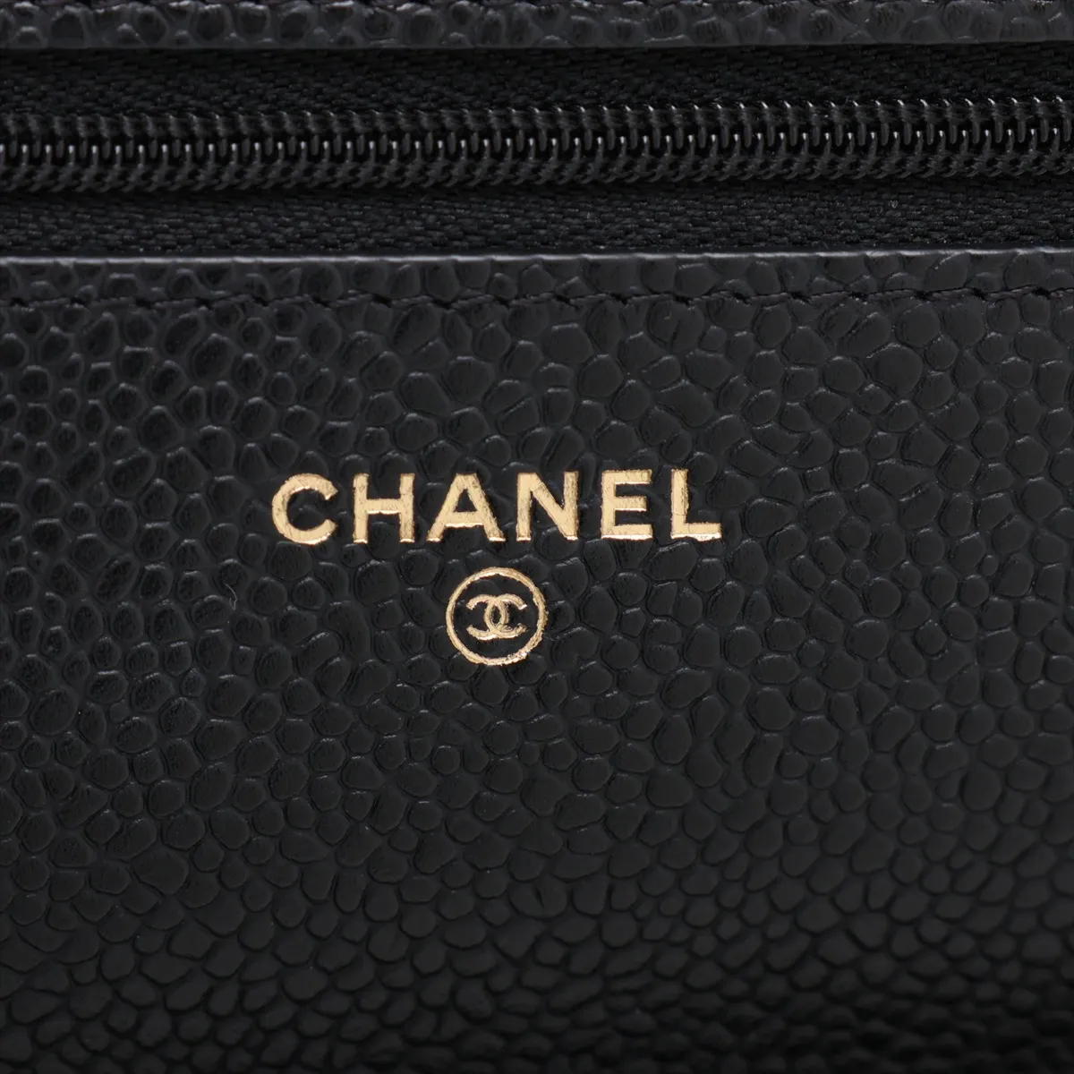 Matelassé Caviar Skin Chain Wallet, Black with Gold Hardware and Random Plate Design (AP0250) — view 10