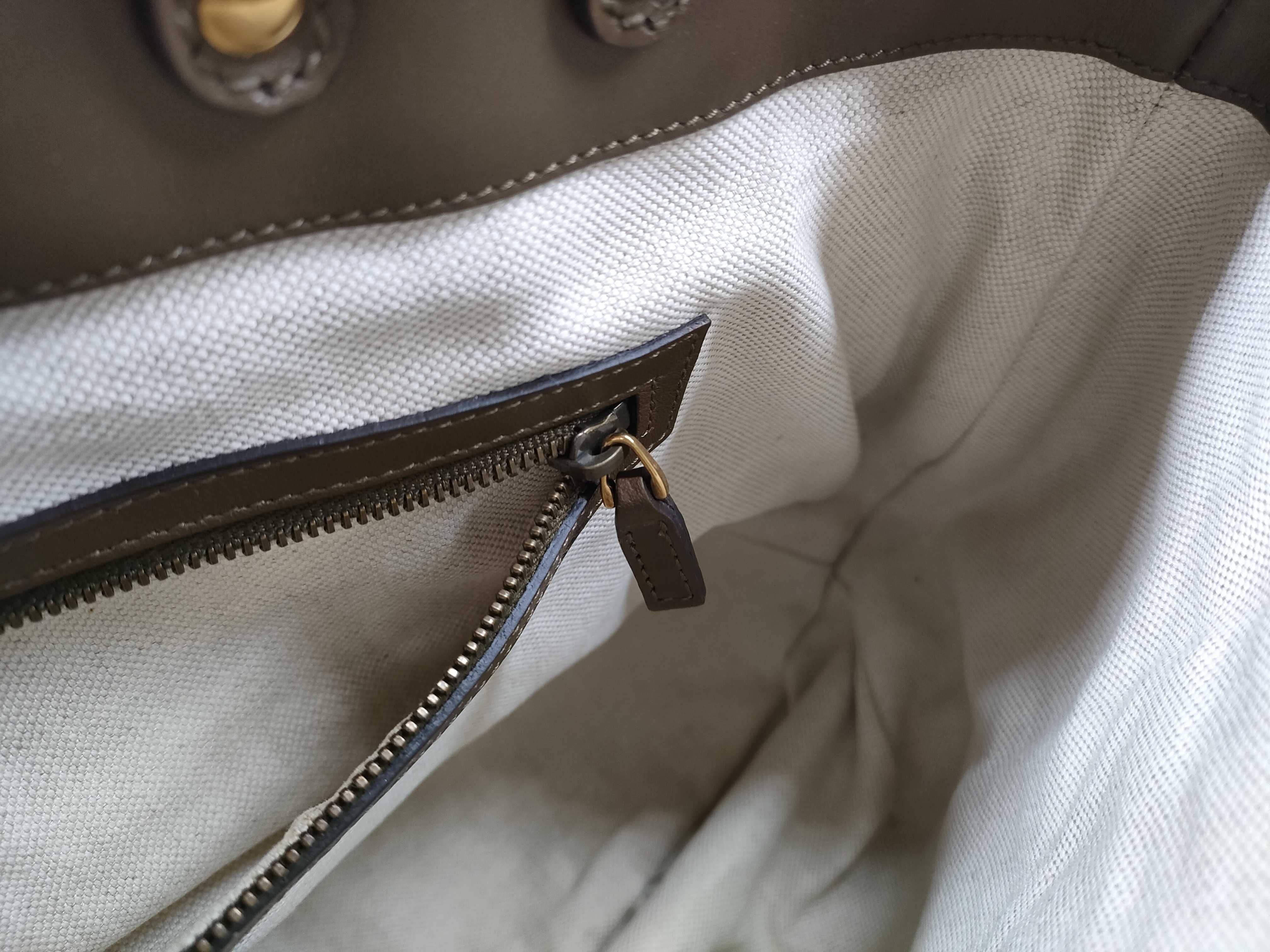 269958 527536 Tote Bag — view 11