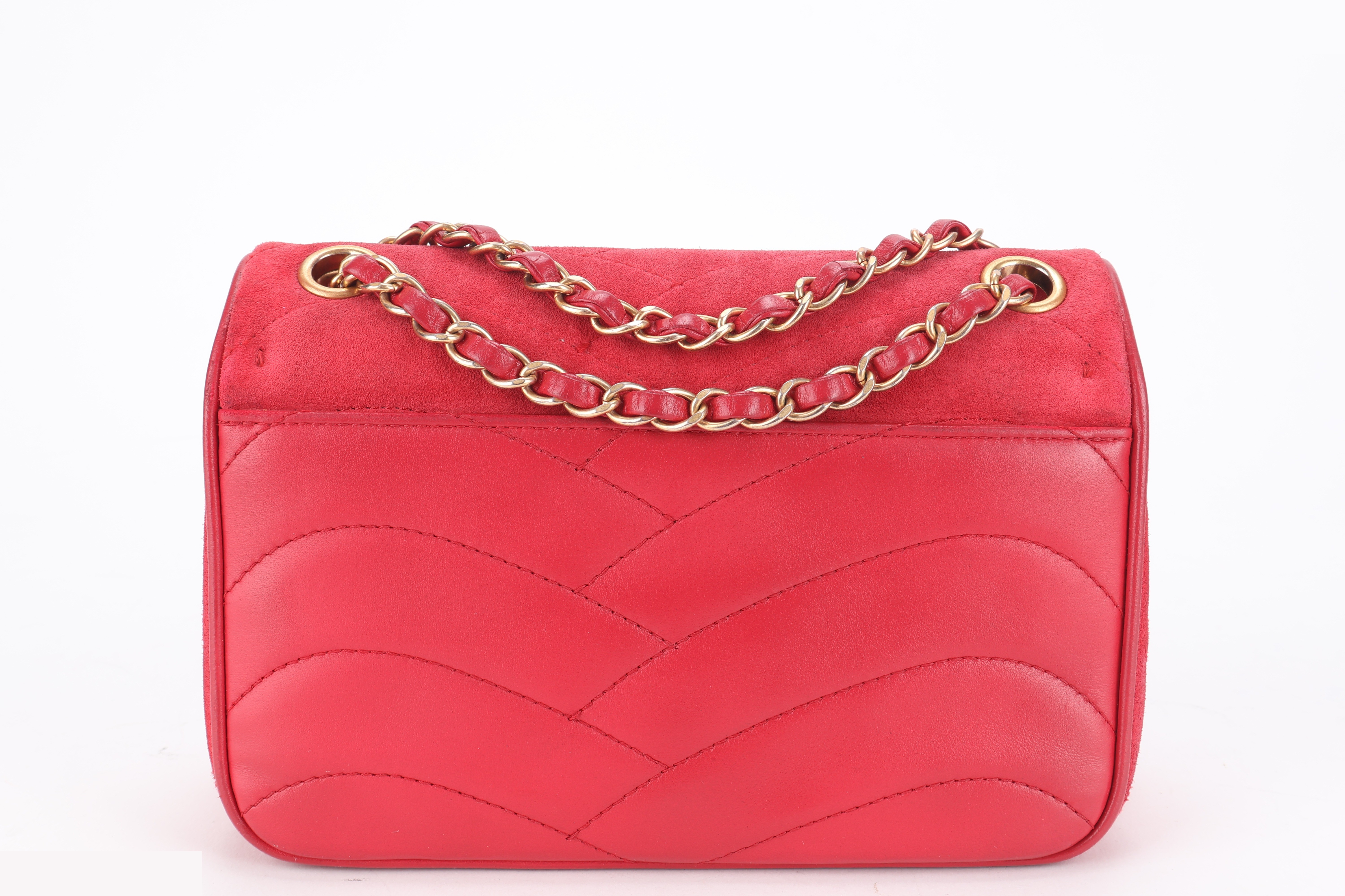 PAGODA FLAP BAG PINK SUEDE GHW — view 2