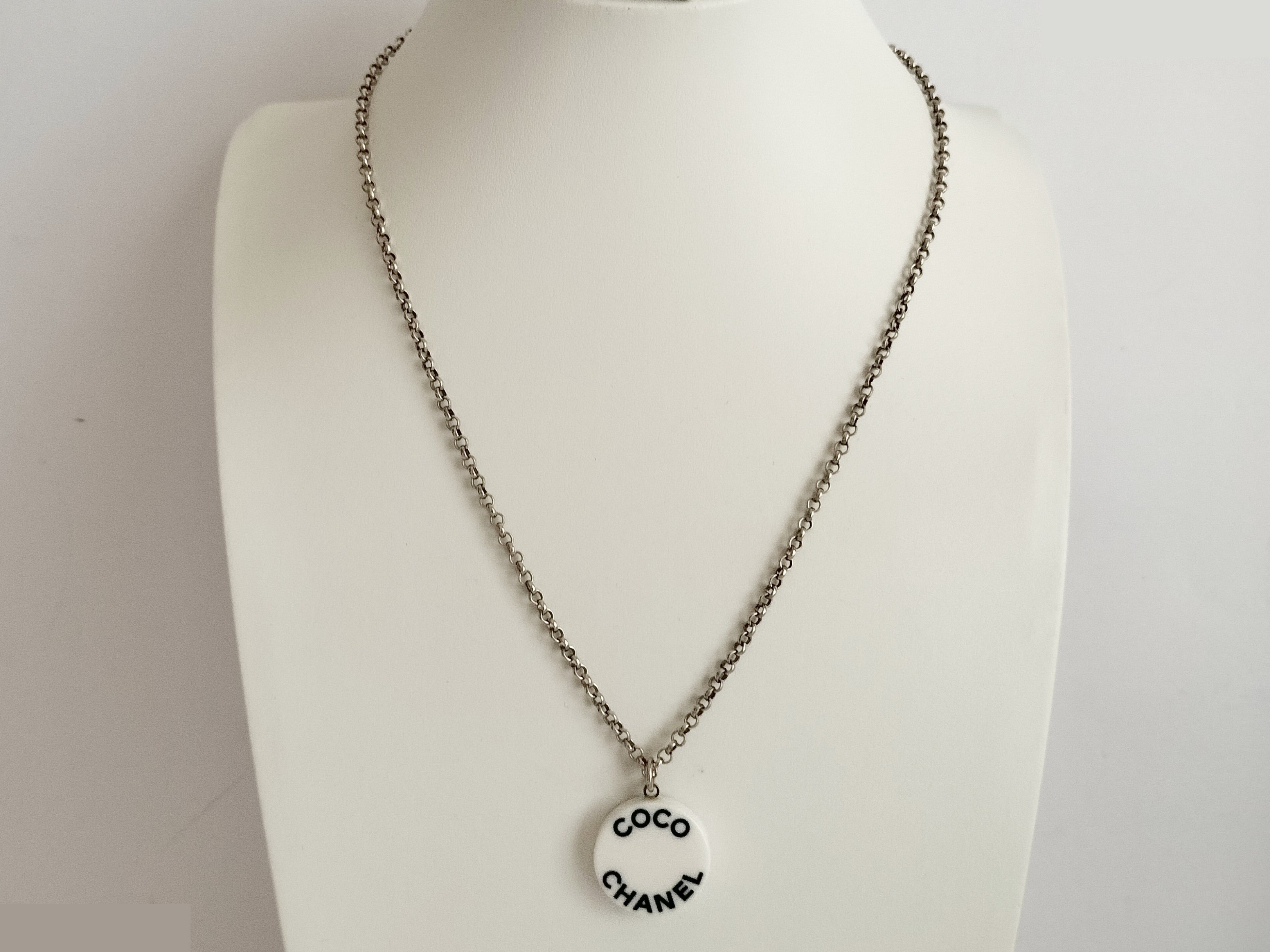 COCO Logo Silver Necklace 07P — view 9