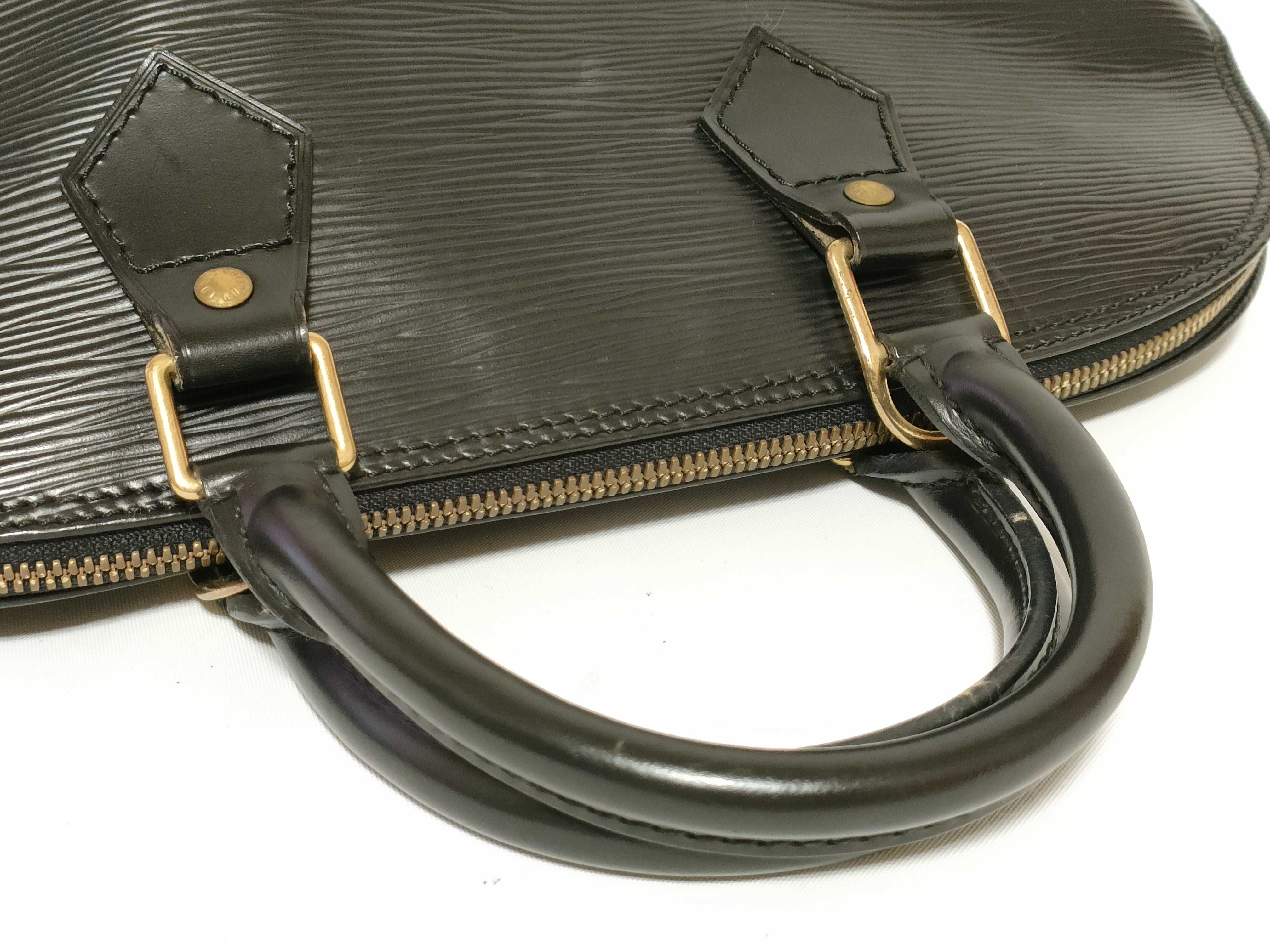 Epi Alma AR0966 Handbag — view 3