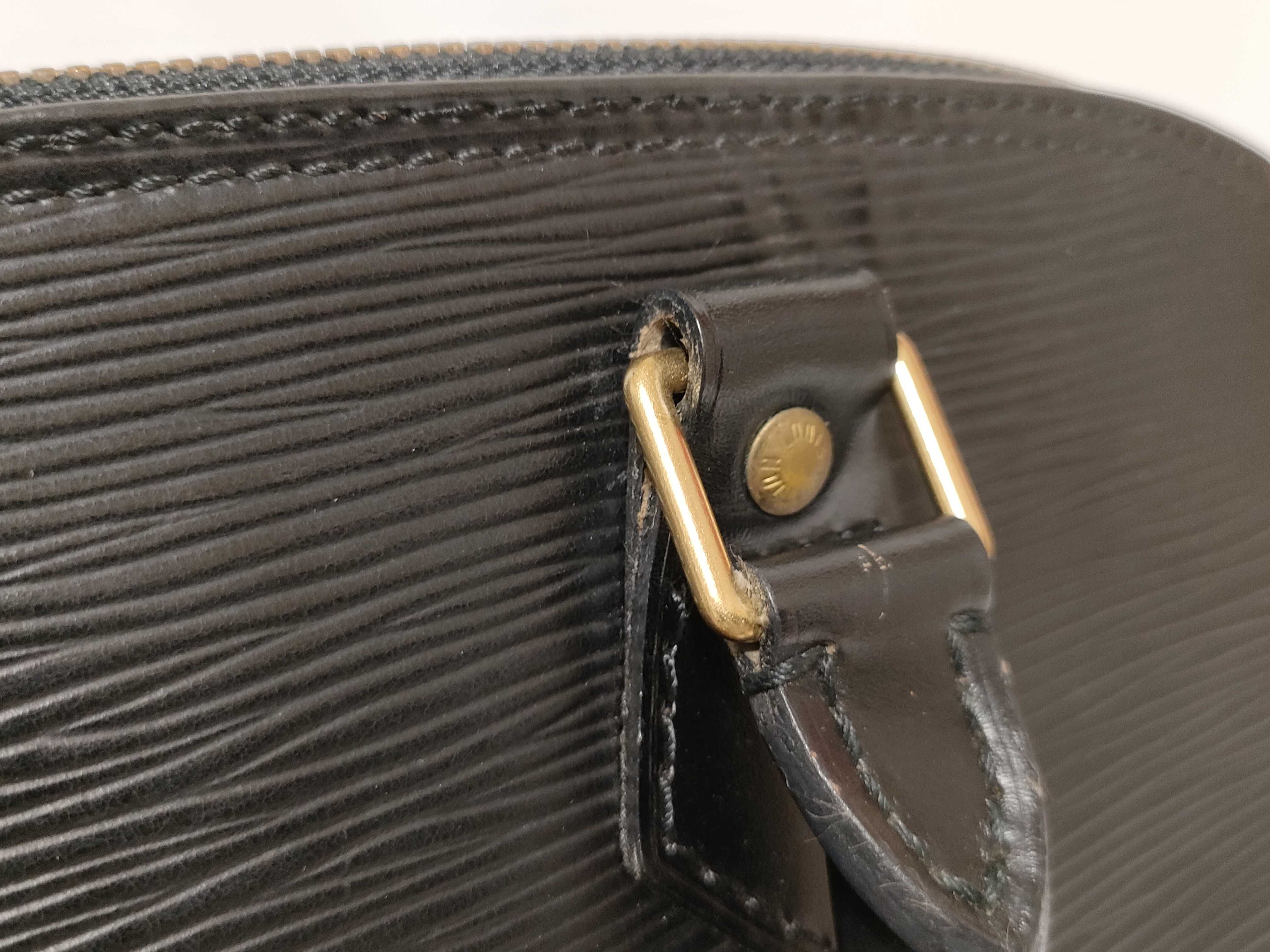 Epi Alma AR0966 Handbag — view 5