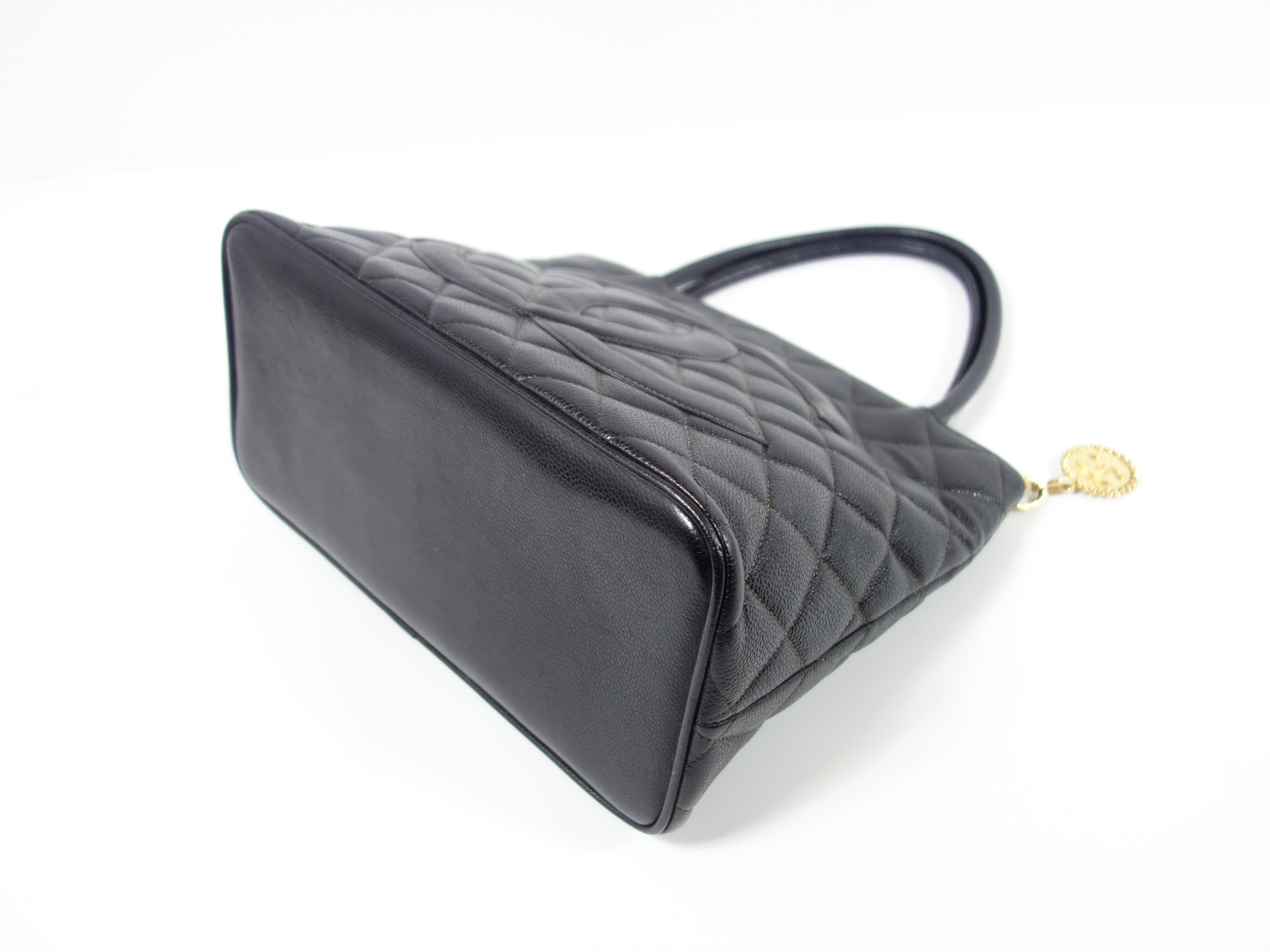 Caviar Skin Tote Bag — view 4