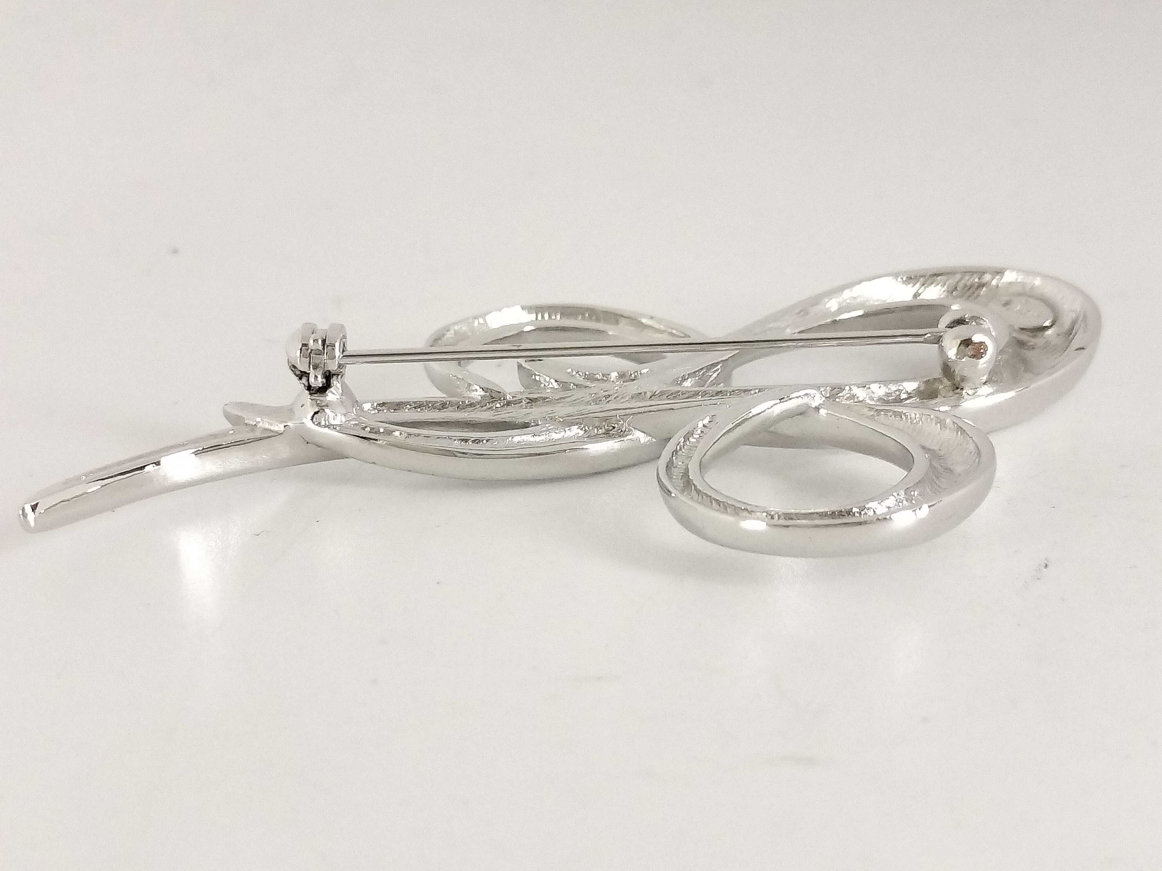 Vintage Swirl Silver Brooch — view 9