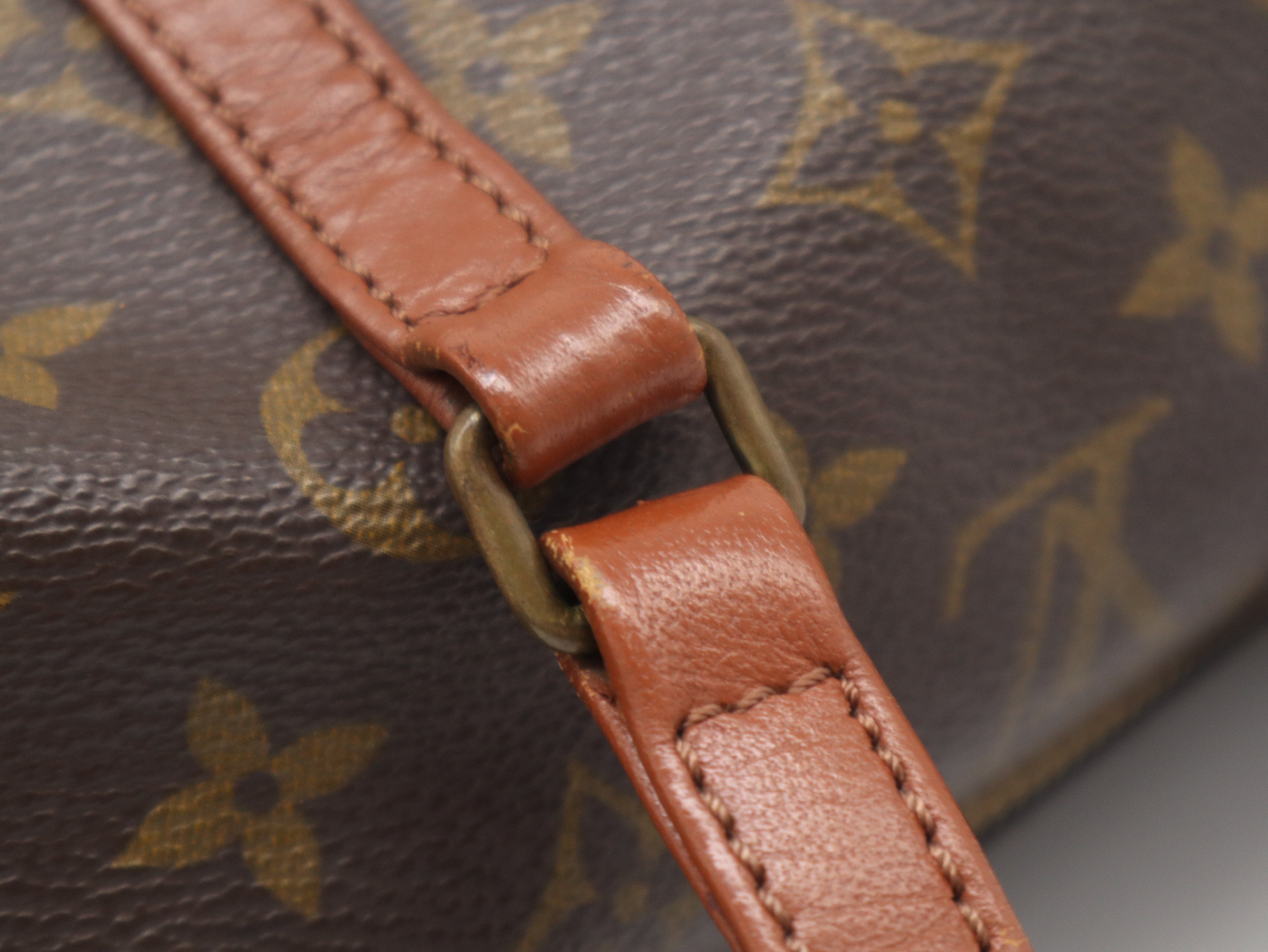 M51365 Monogram Papillon 30 (Old Model) Tote Bag — view 7