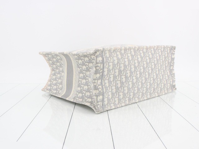 Book tote large oblique — view 5