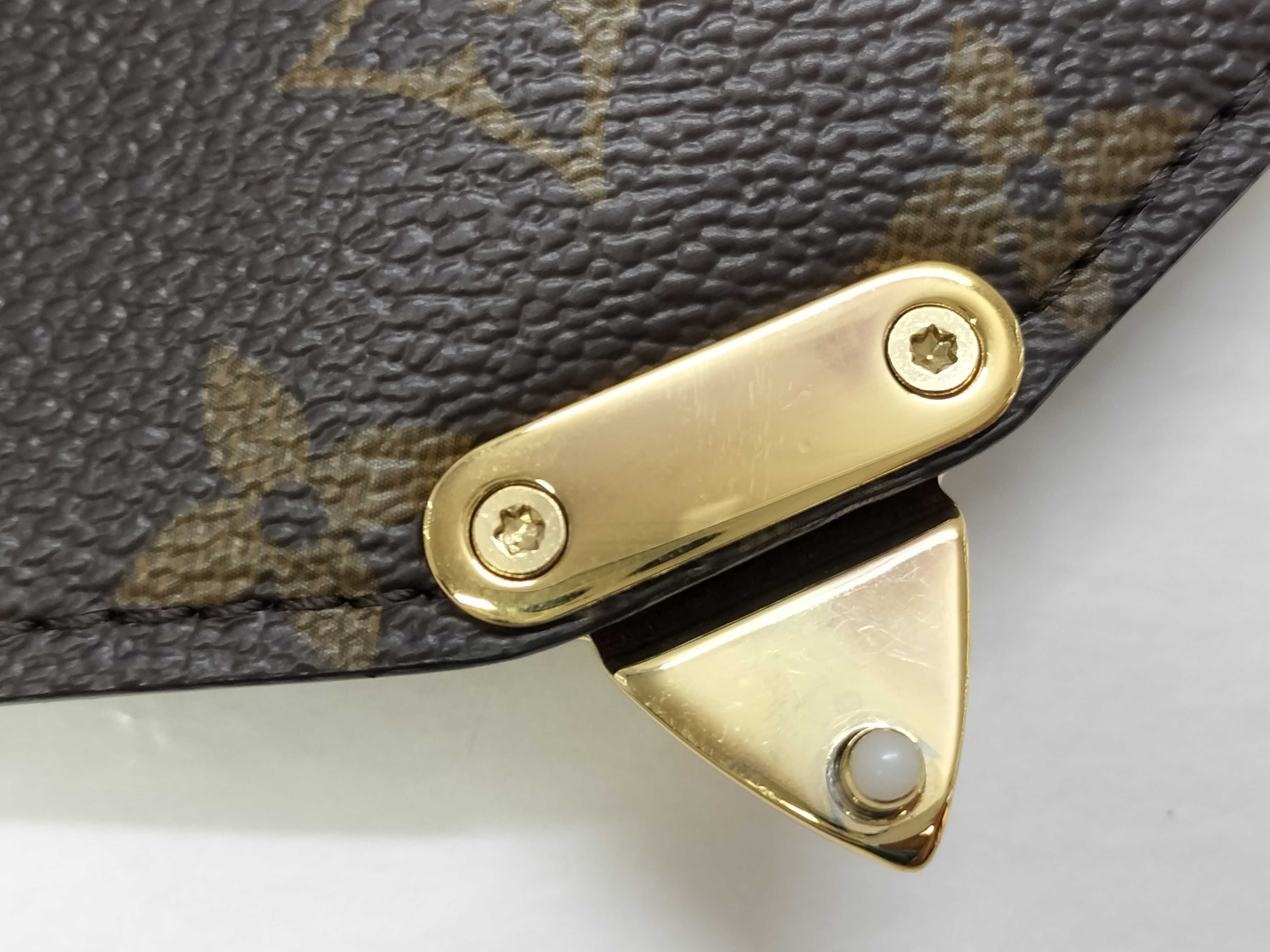 Monogram LV Monogram Crossbody Bag Handbag — view 13