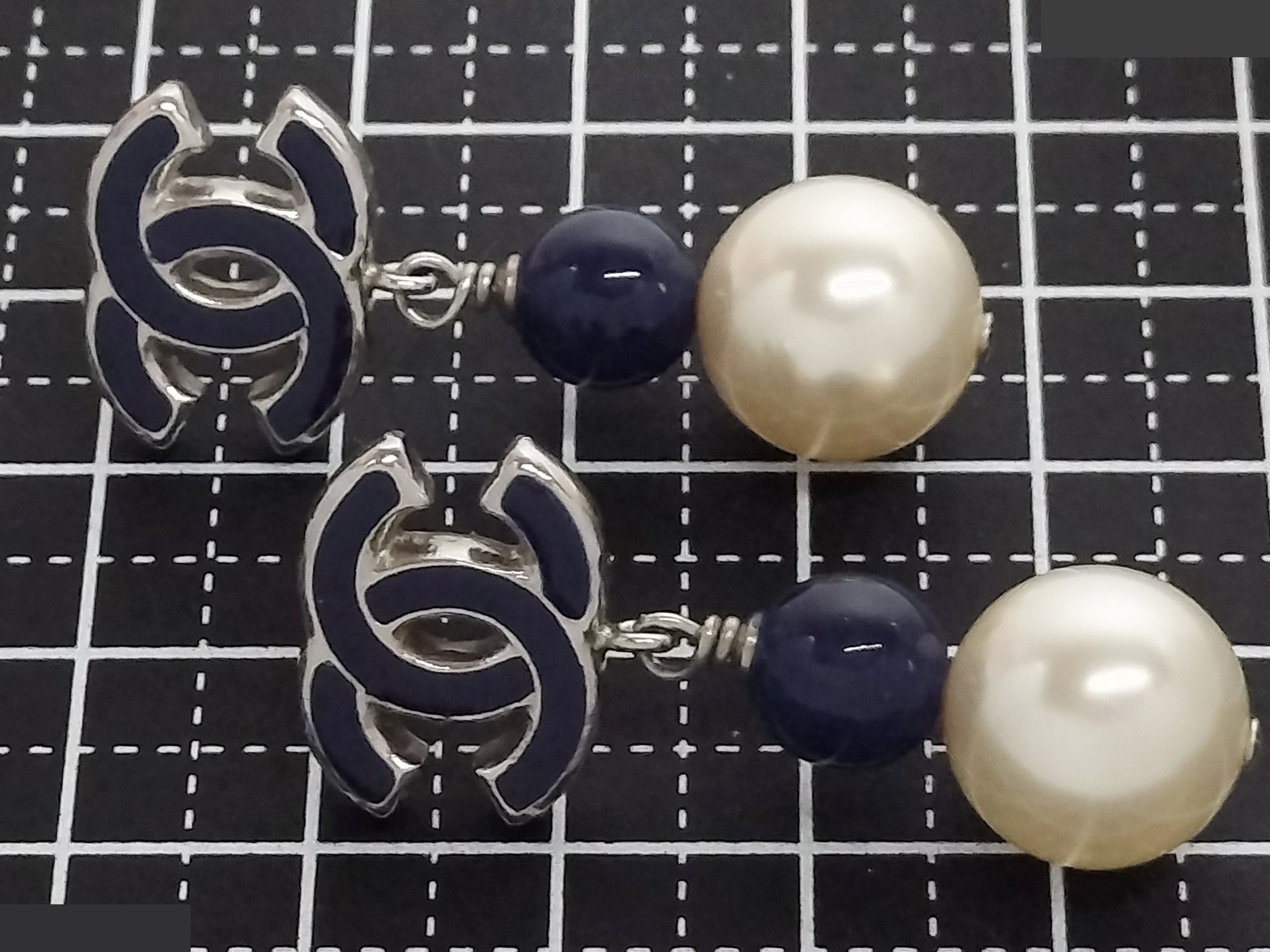 Coco F Pearl Silver Earrings — view 10