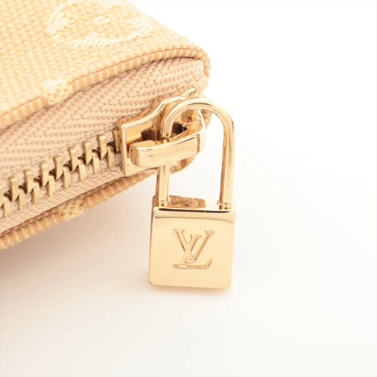 Monogram Mini Pochette Clé - CA0092 Beige Coin Case M92438 — view 6