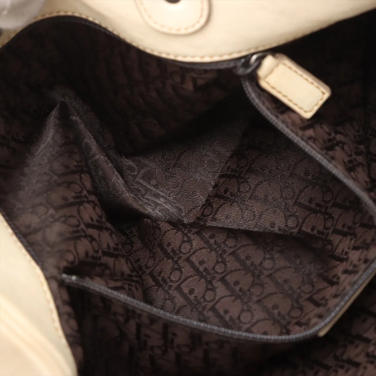 Gaucho Leather Handbag Beige — view 9