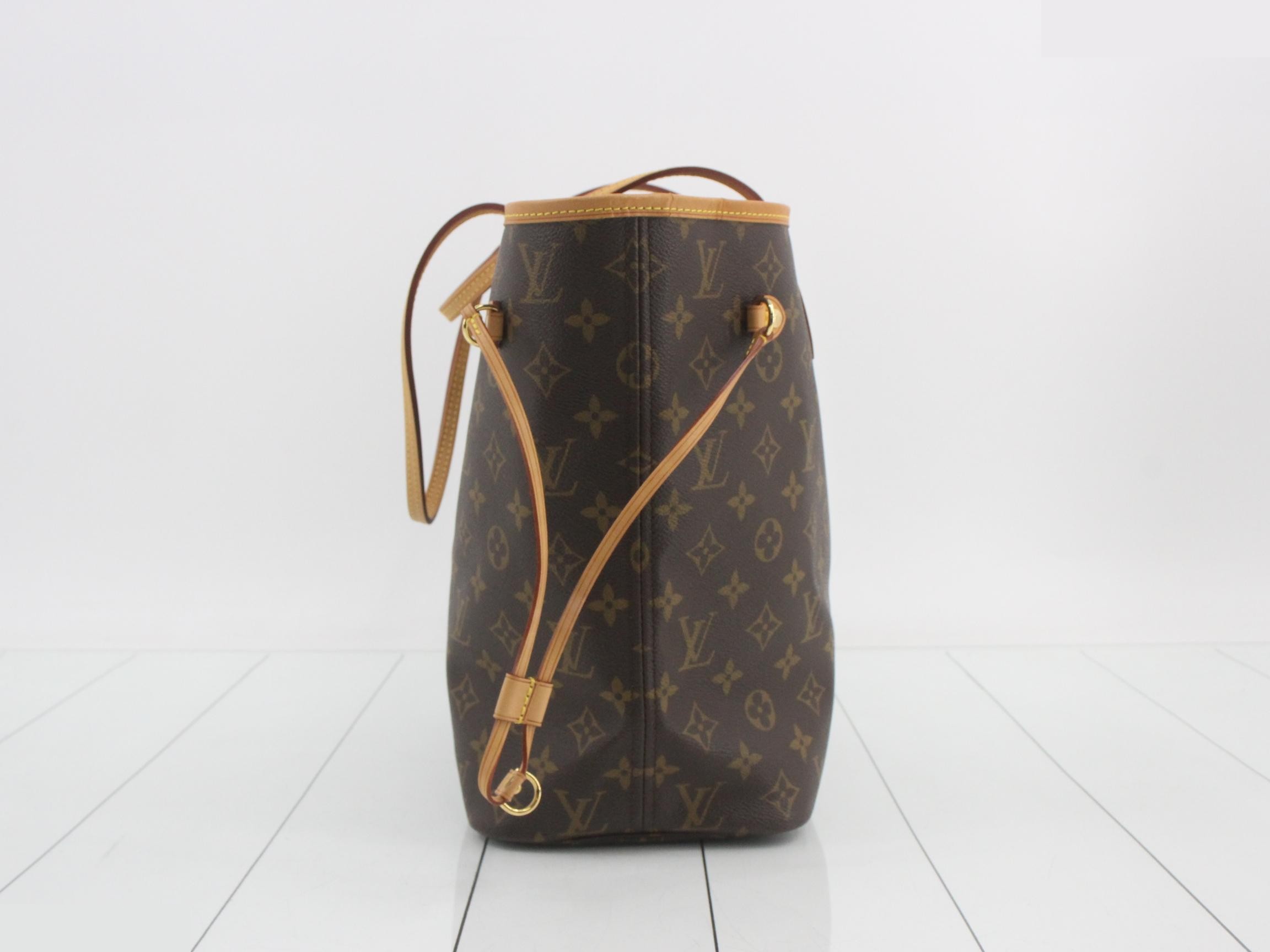 Monogram Neverfull MM Tote Bag — view 4
