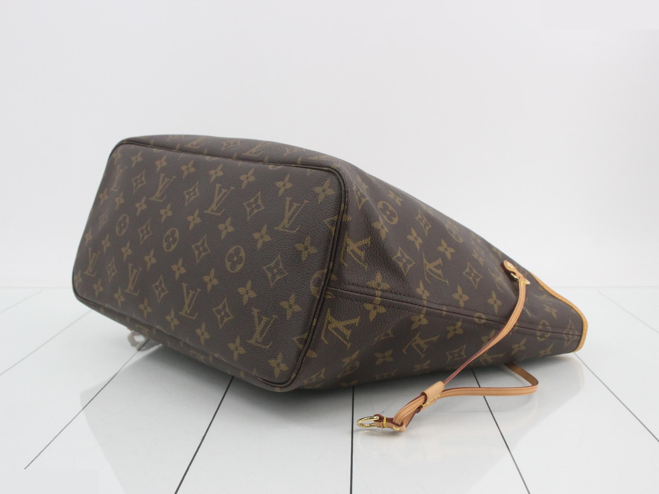 Monogram Neverfull MM Tote Bag — view 6